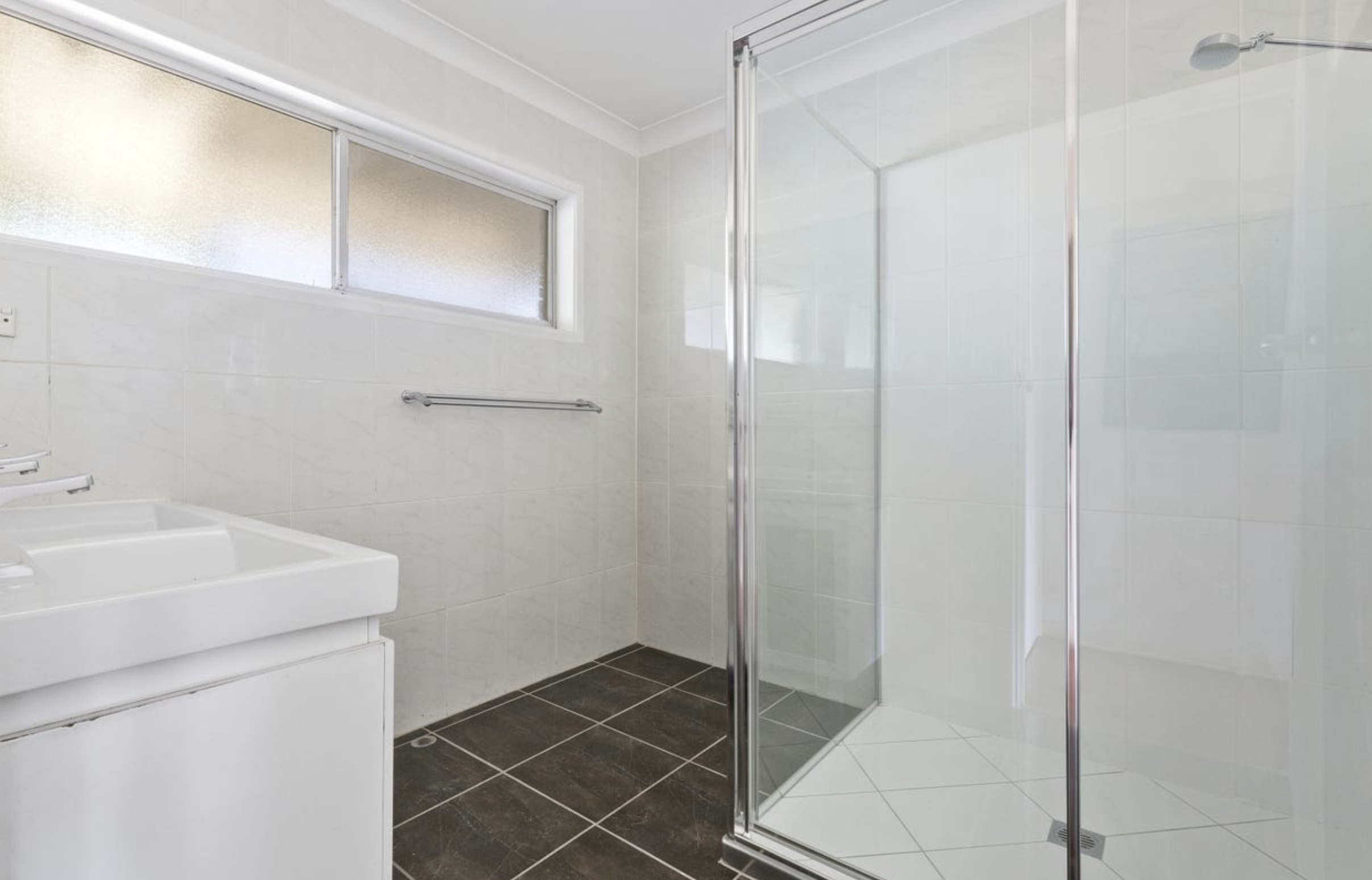 222 BENOWA ROAD, Benowa QLD 4217 - Image 7