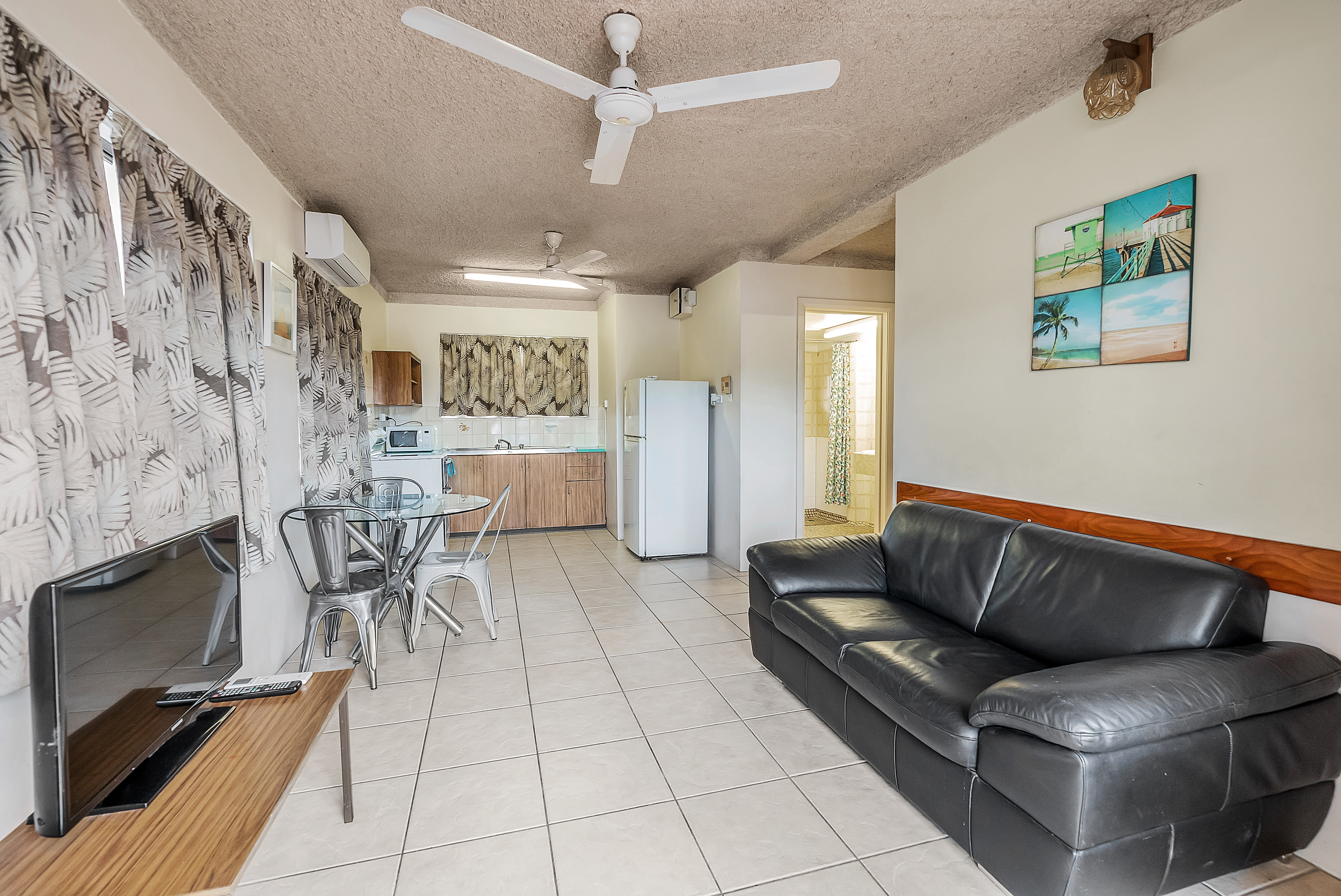 263 Lake Street, Cairns North, Qld, 4870 - Image 2