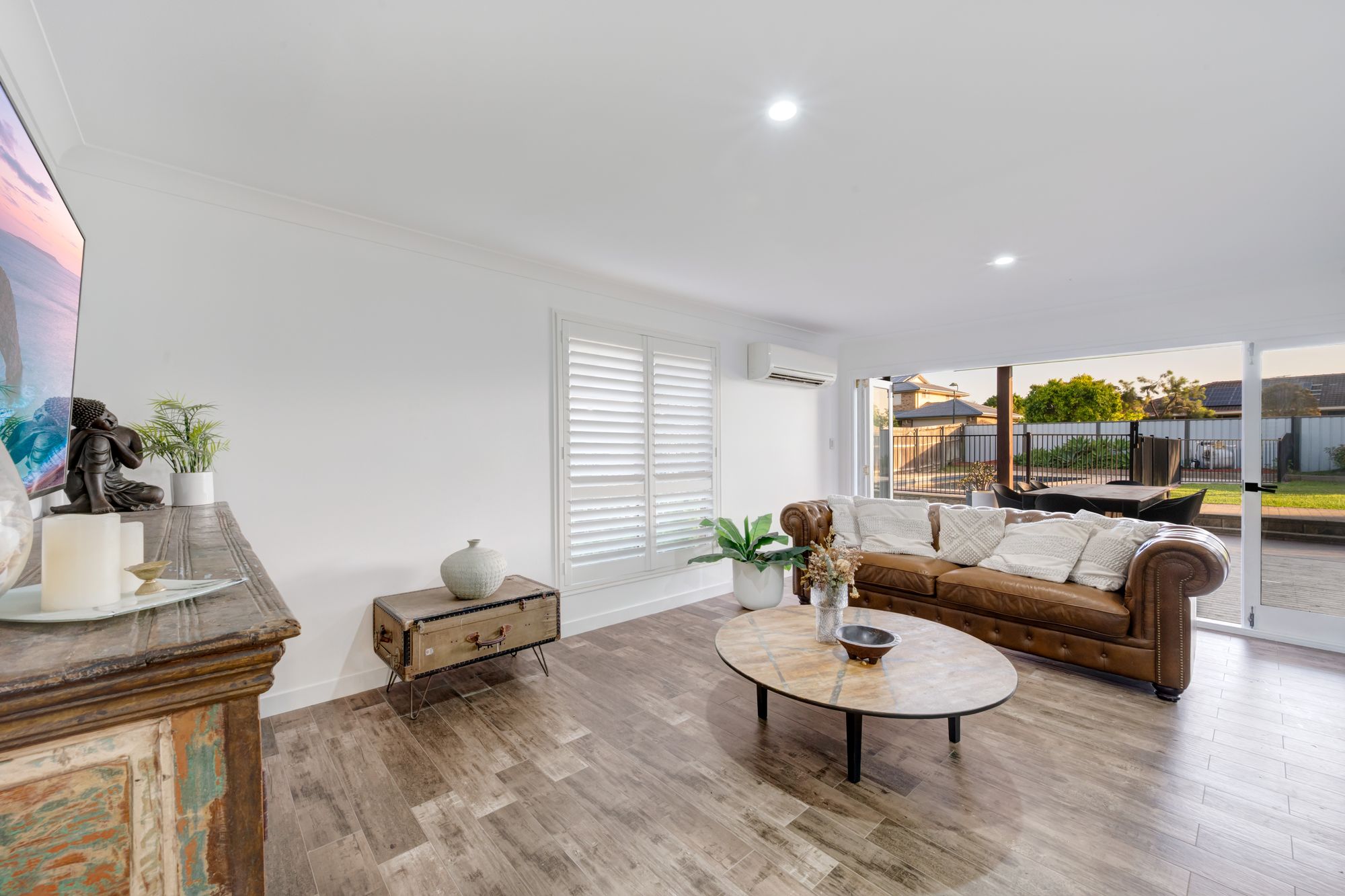 5-bedroom house at 98 Bannockburn Crescent, Parkinson, QLD 4115, , Queensland