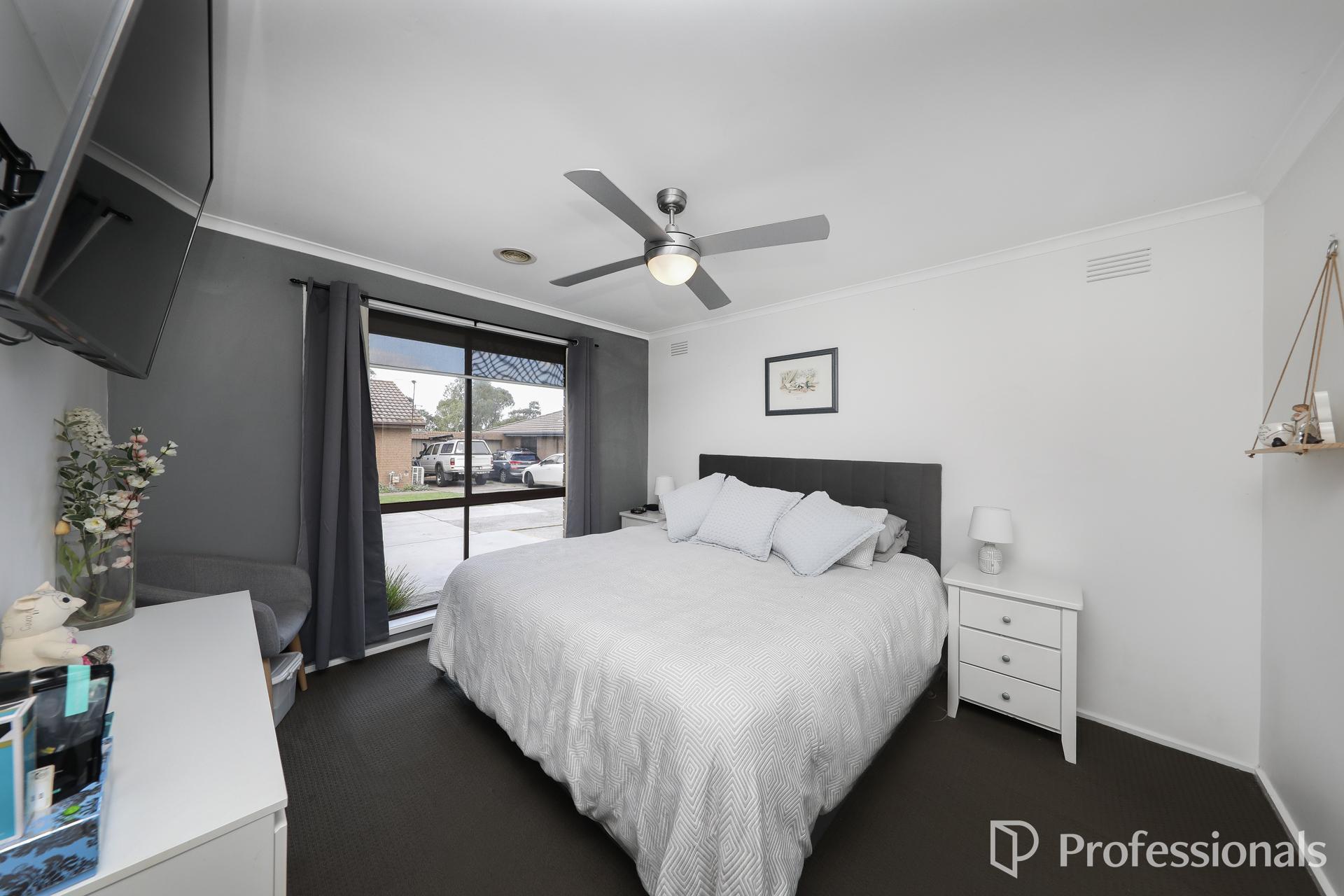 4 8 RESERVE RD WEROAD, MELTON VIC 3337 - Image 8