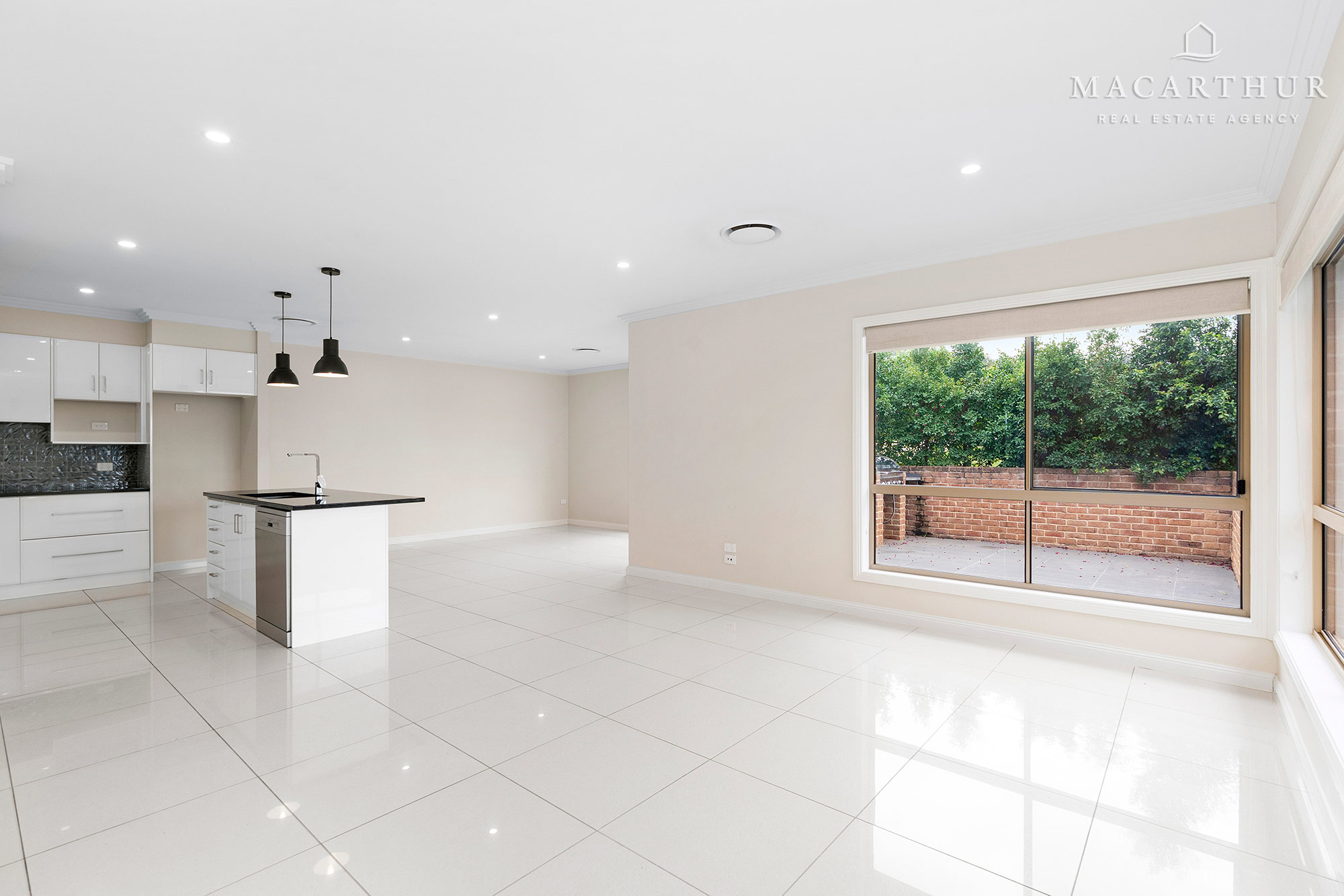 17 BRINDABELLA DRIVE, Tatton NSW 2650 - Image 2