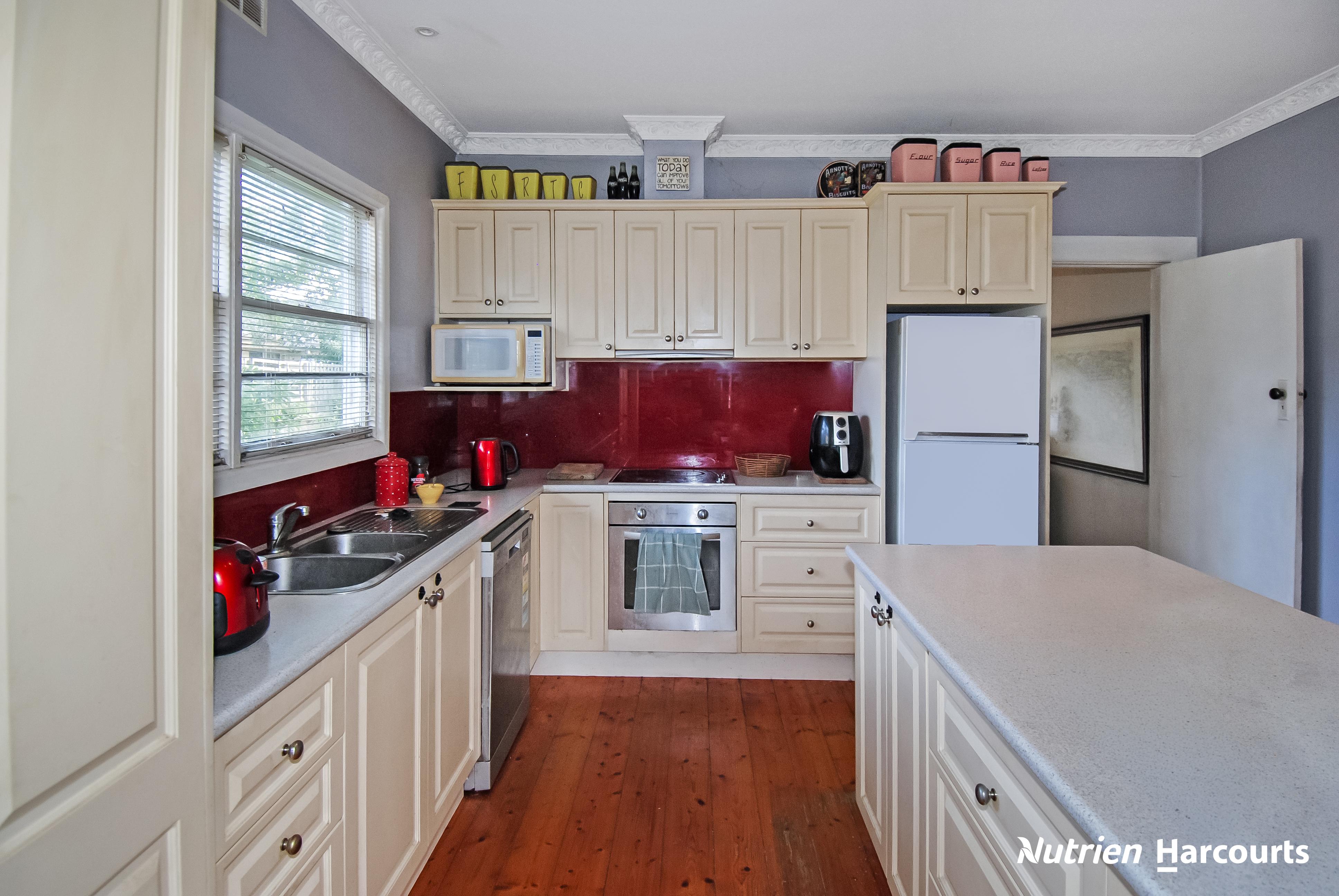 10 Bruce Street, Yarram, VIC 3971 - Image 6