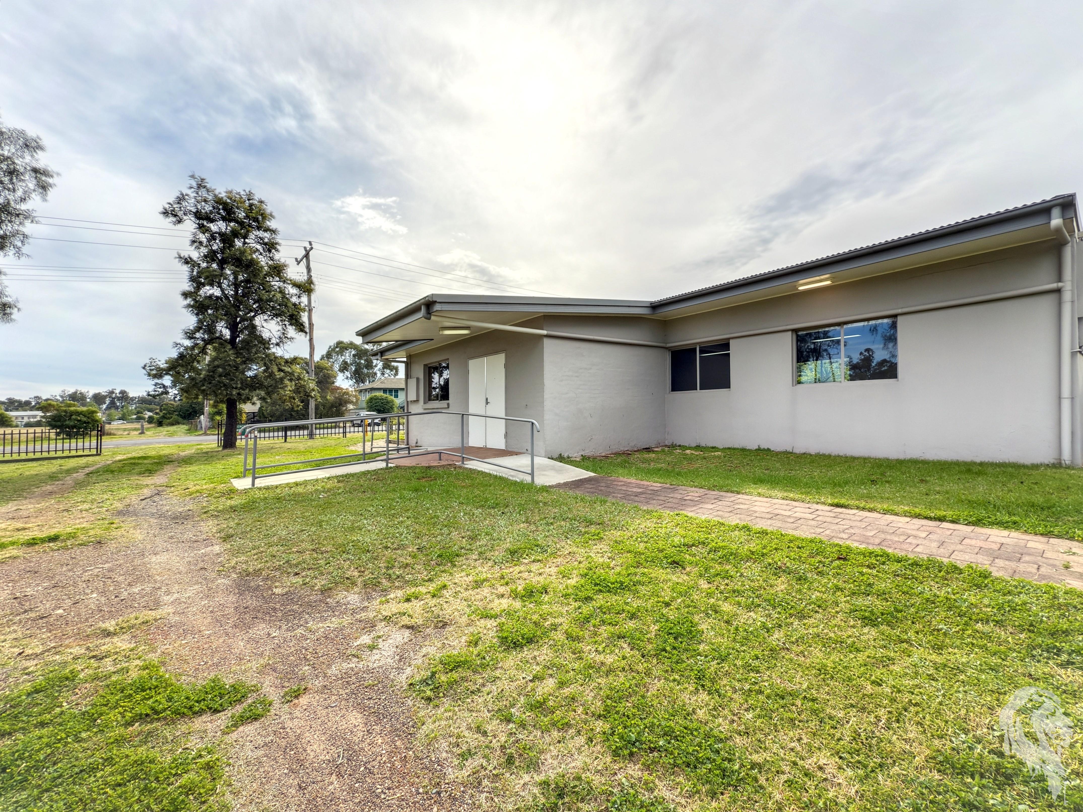 16 Violet Street, Narrabri, NSW 2390 - Image 1