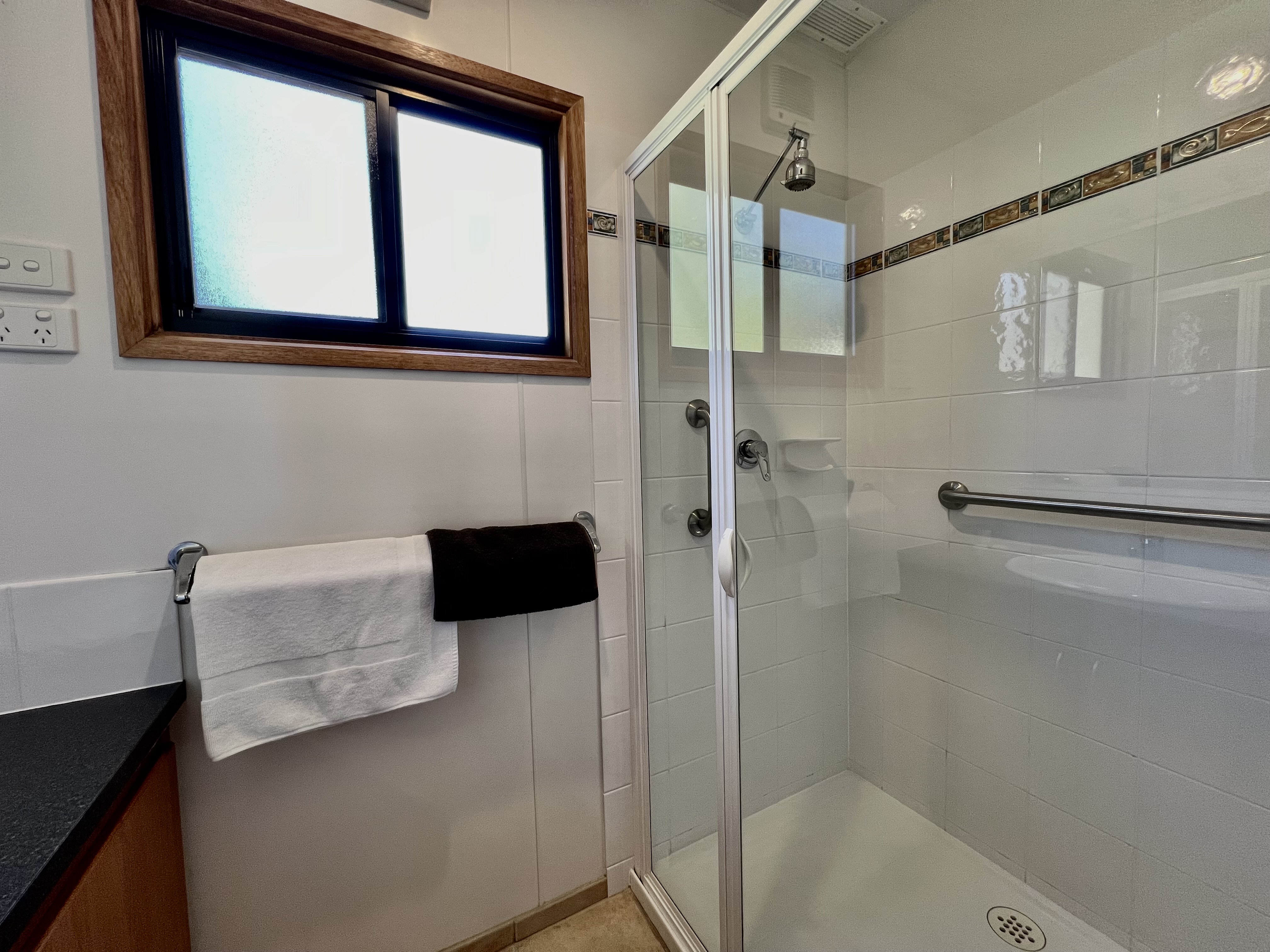 4/1 Mairburn, Metung, Vic, 3904 - Image 10