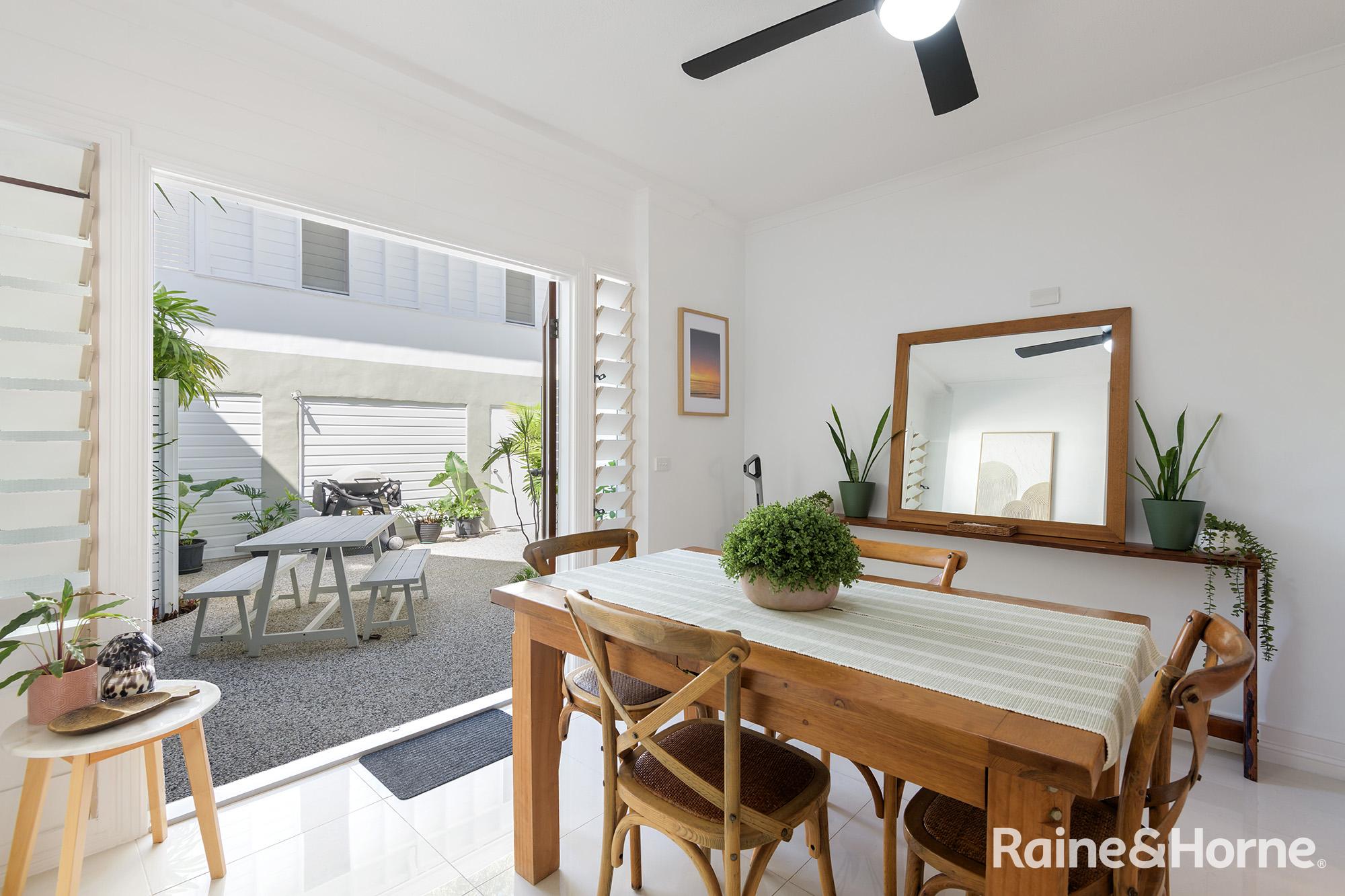 4/9 Craven Close, Port Douglas, QLD 4877 - Image 4
