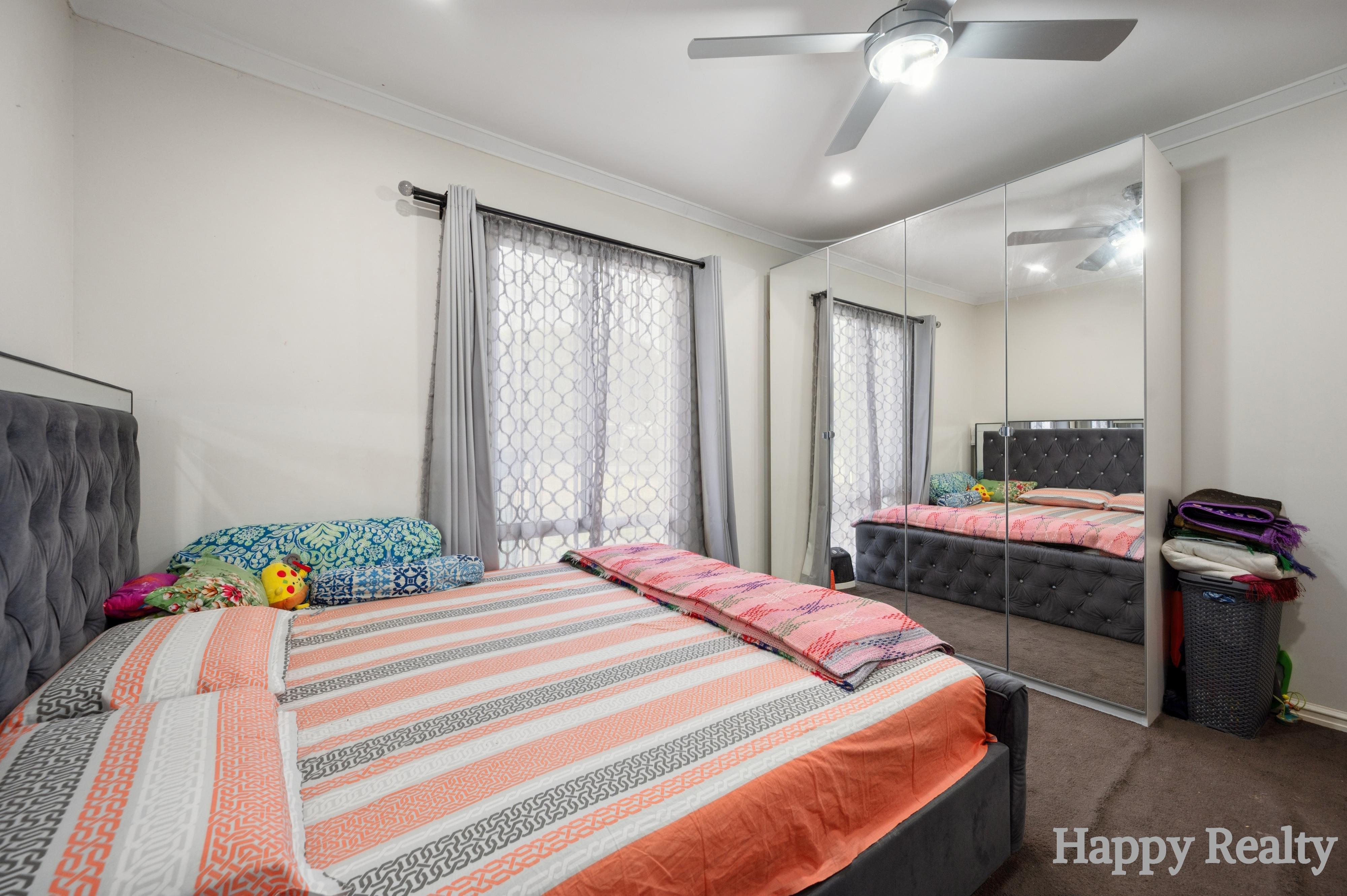 33 COOPS AVENUE, Thornlie WA 6108 - Image 8