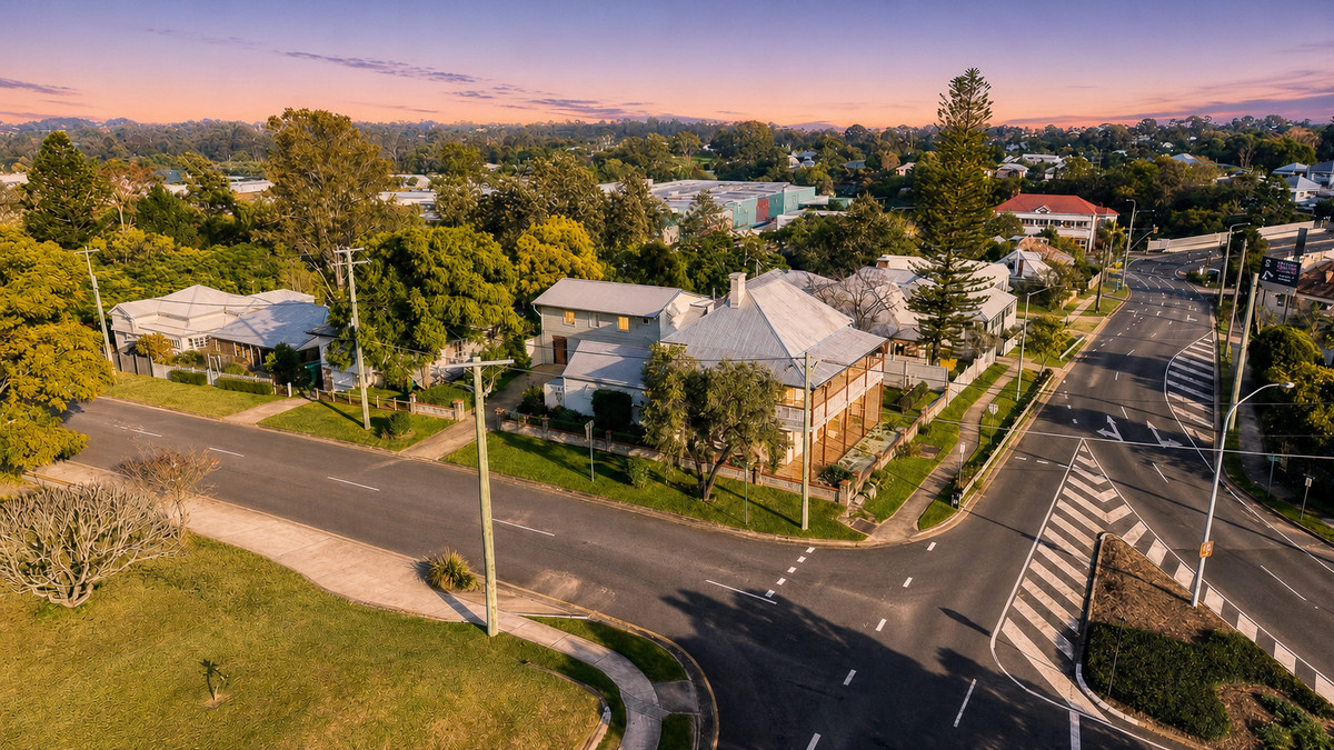 7-bedroom house at 1 Burnett Street, West Ipswich QLD 4305, Ipswich, Queensland