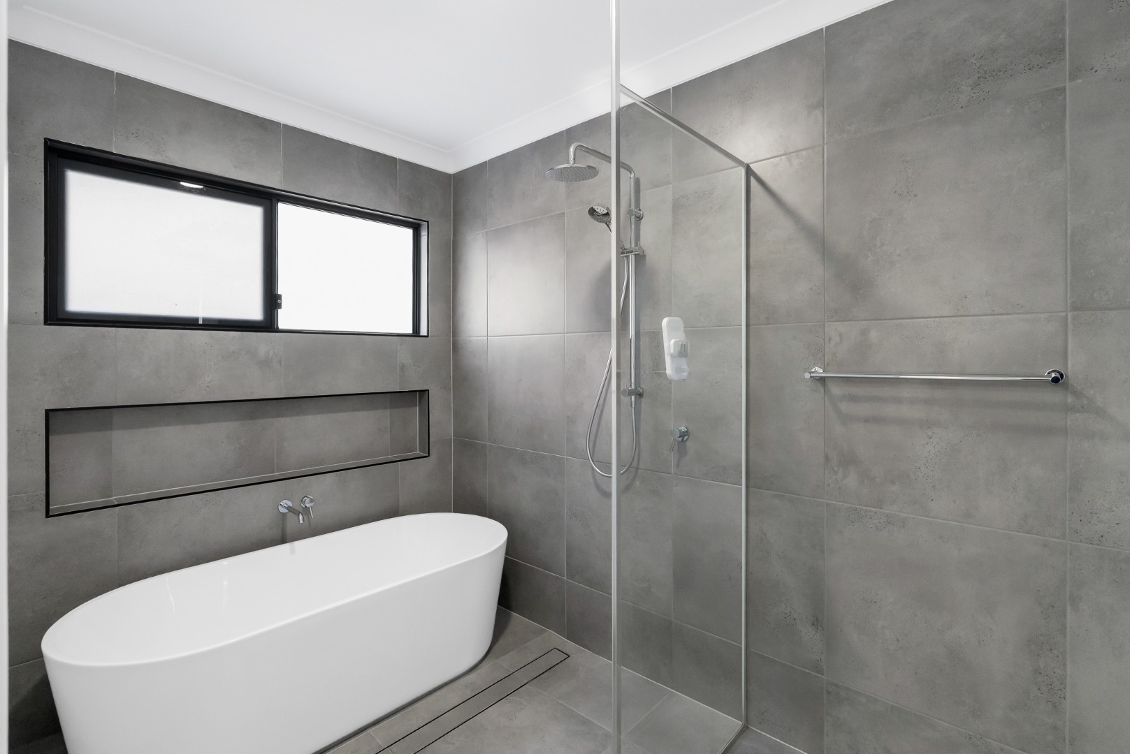 6-bedroom house at 1 Drummer Close, Kanimbla, Qld, 4870, Cairns, Queensland