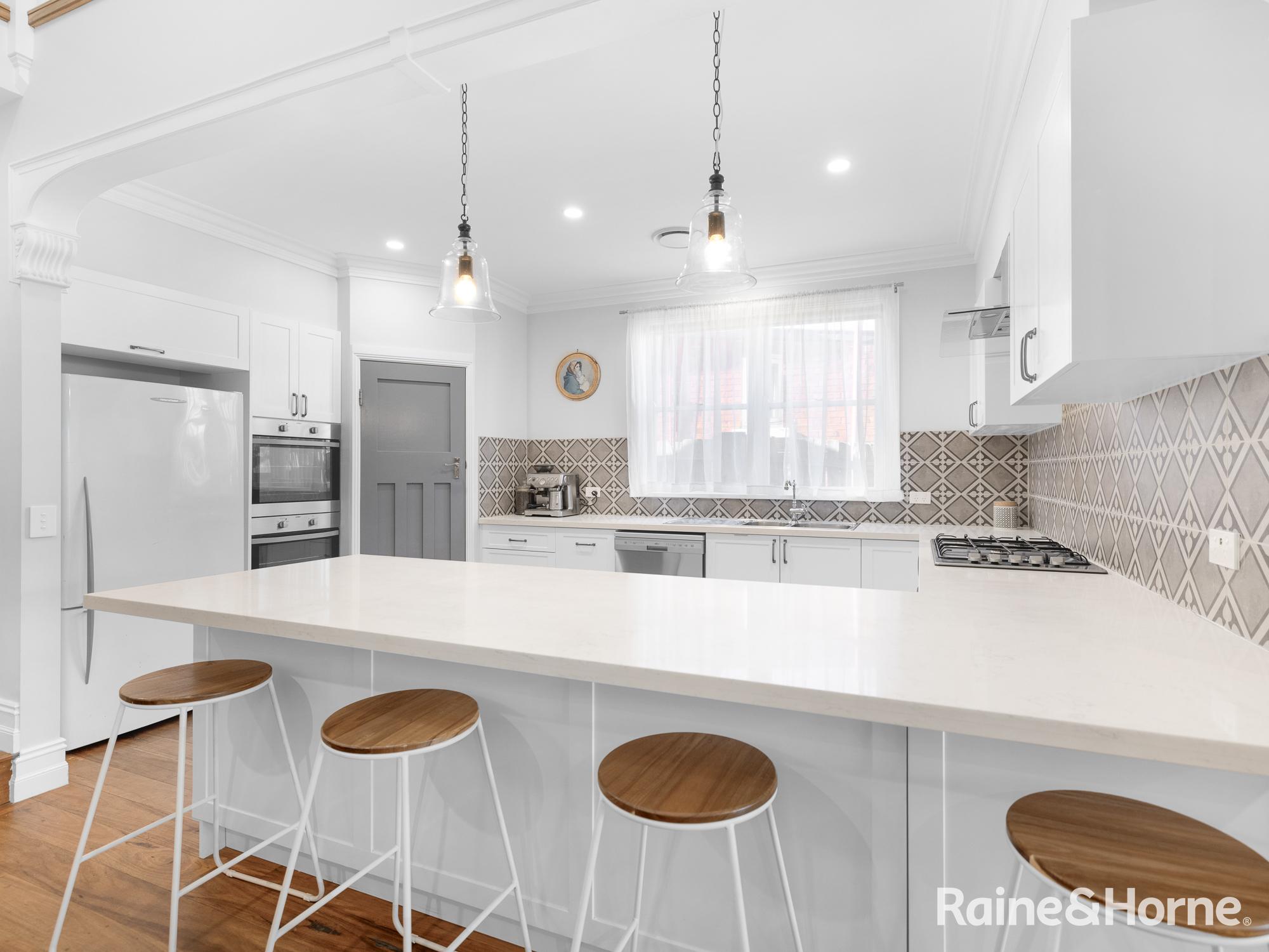250 Peel Street, Bathurst, NSW 2795 - Image 3