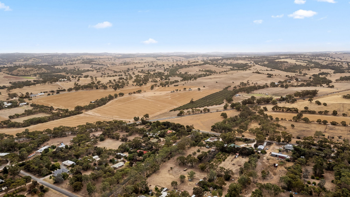 4-bedroom house at 6 Burnside Road, Strathalbyn, SA 5255, Alexandrina, South Australia