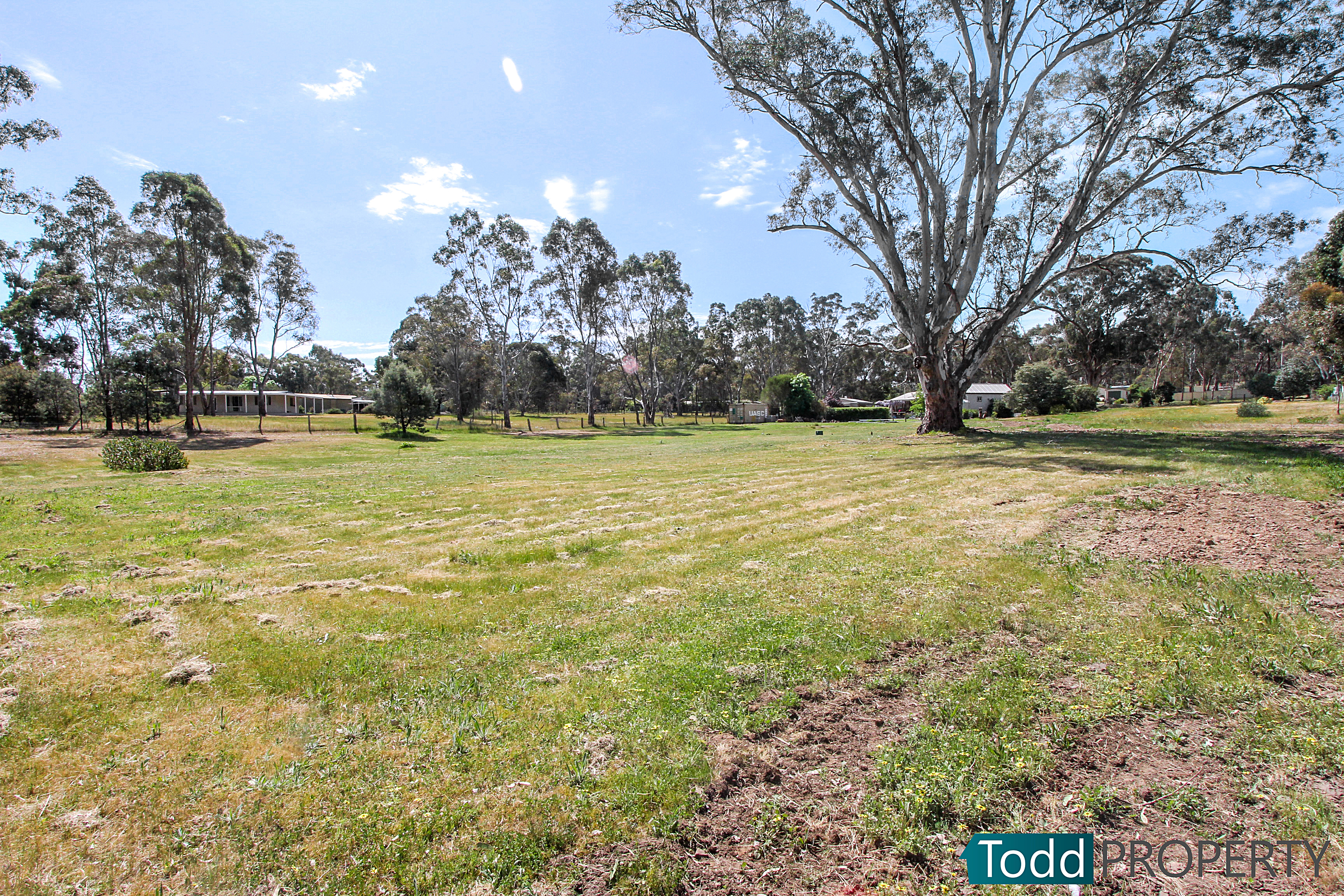 12 Ross Street, Heathcote, Vic, 3523 - Image 3