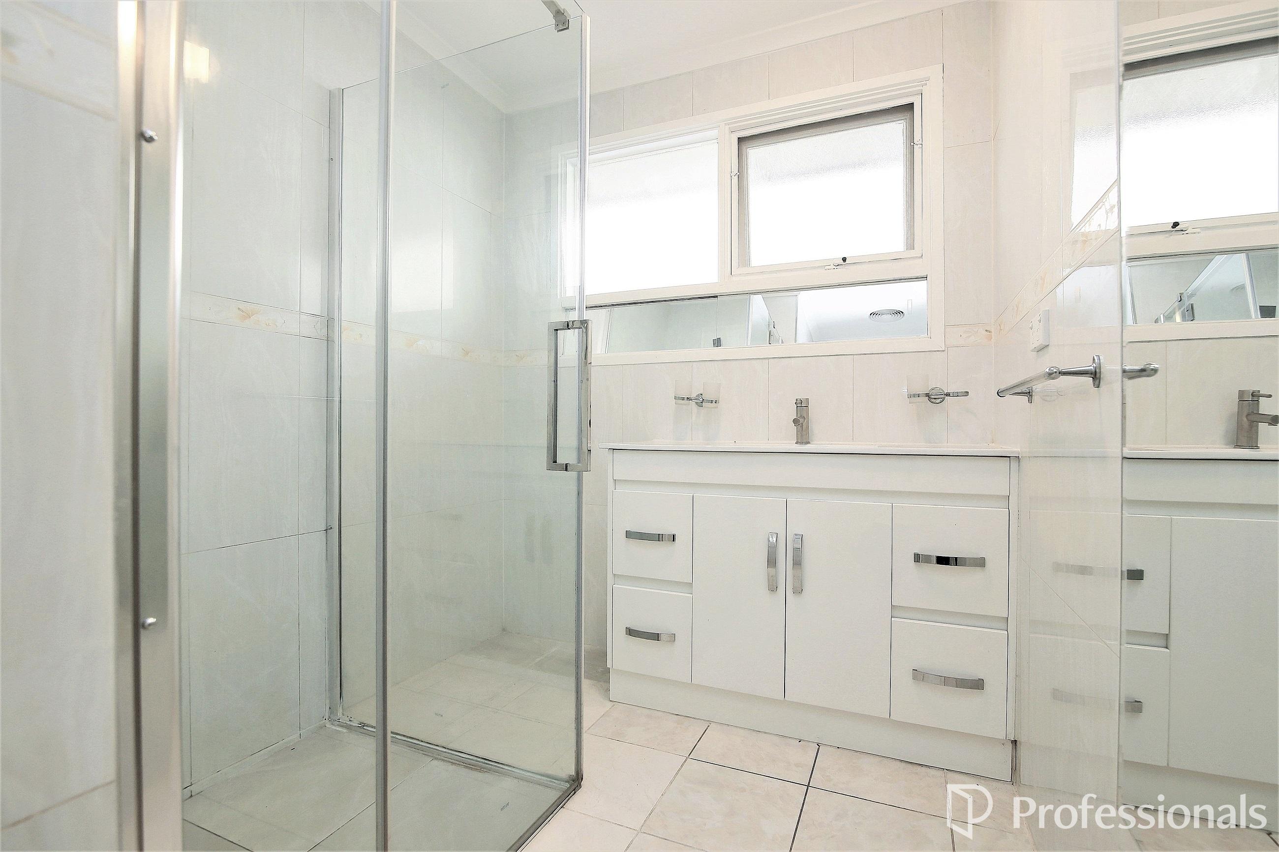 3-bedroom house at 18 MELANIE CLOSE, Keysborough VIC 3173, Greater Dandenong, Victoria