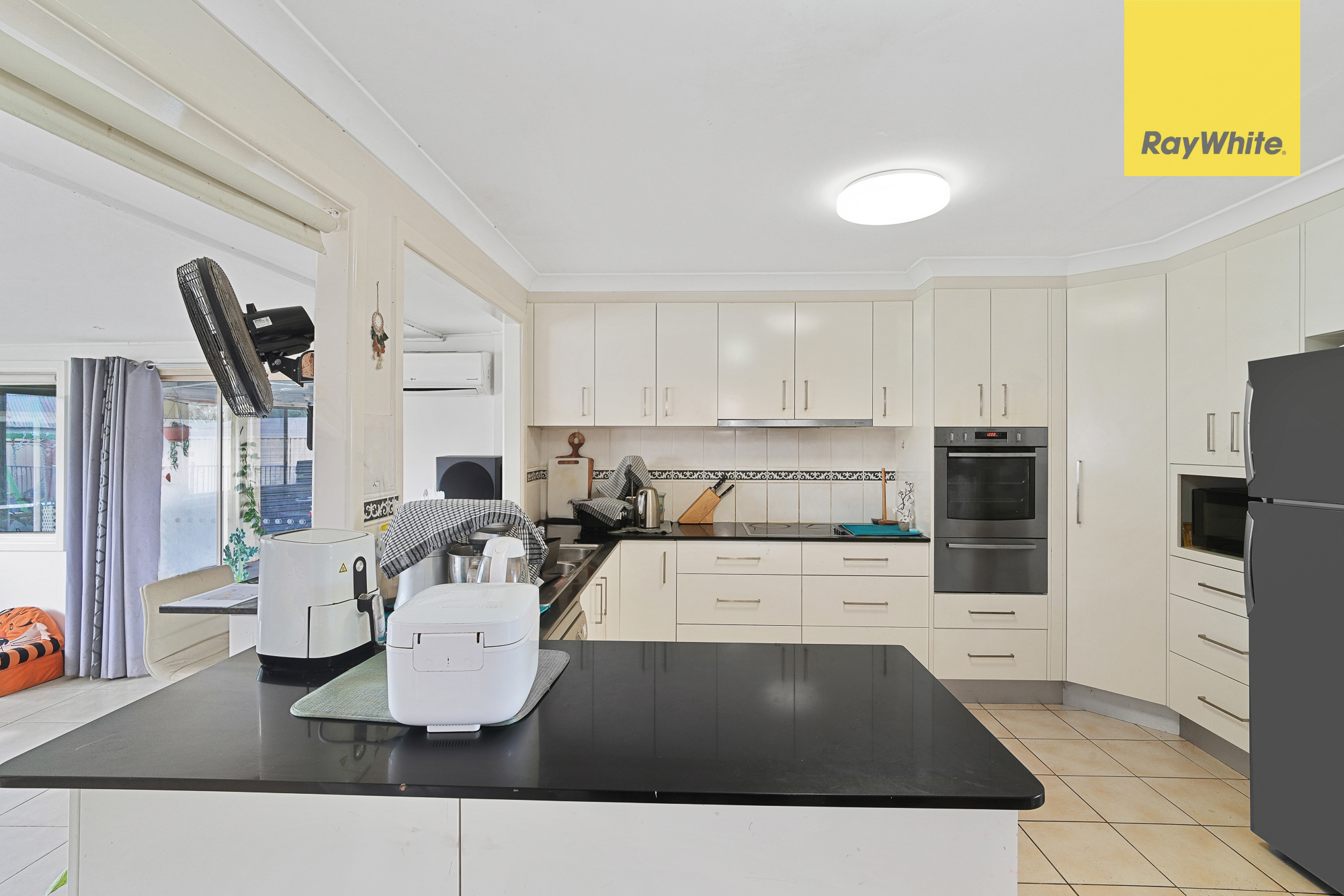 5-bedroom house at 58 Weaver Street, Erskine Park, NSW 2759, Penrith, New South Wales