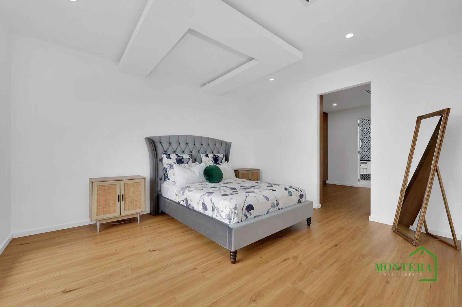 21 Aldergrove Parade, Mickleham, Vic, 3064 - Image 4