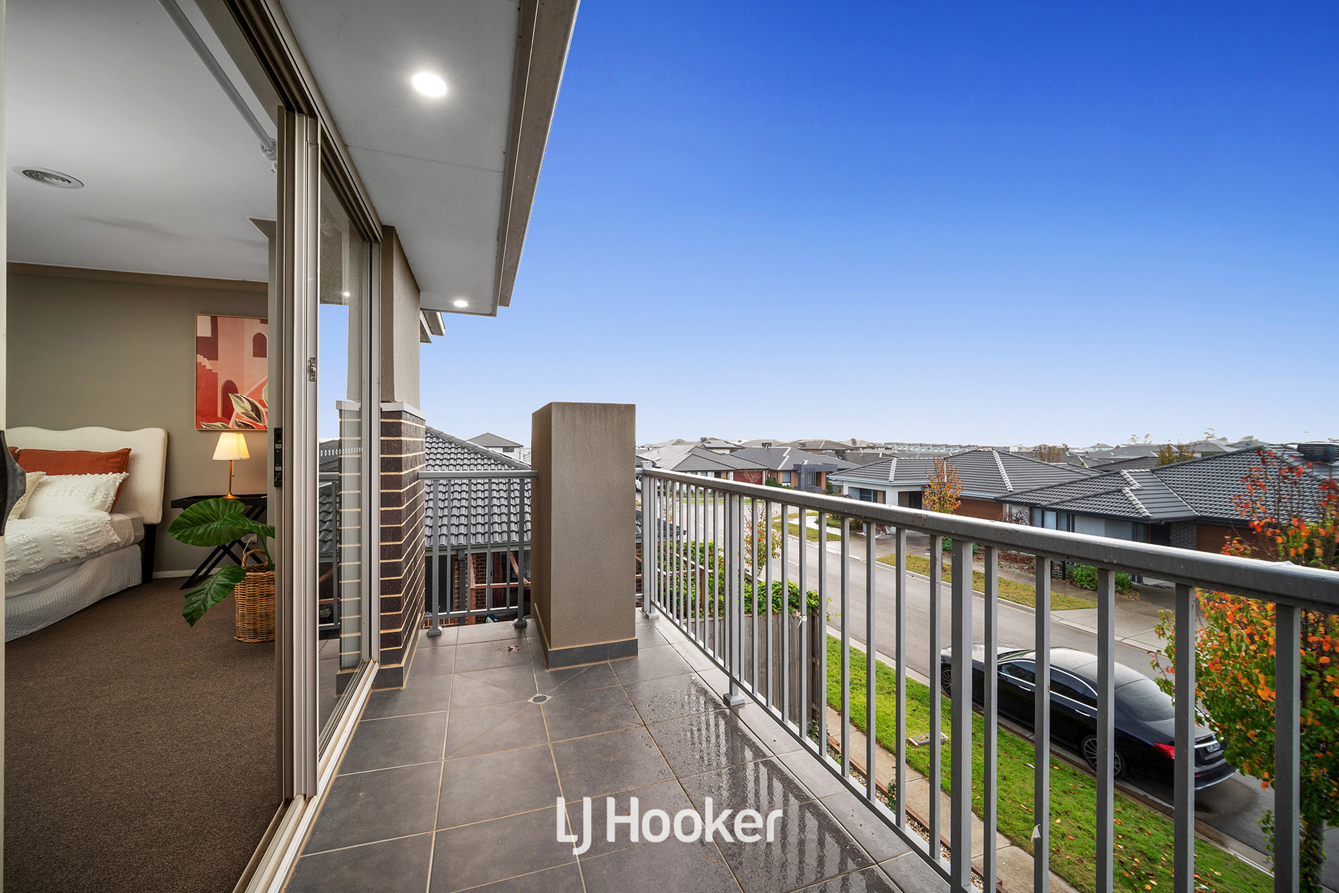 32 Rathberry Circuit, Clyde North, VIC 3978 - Image 6