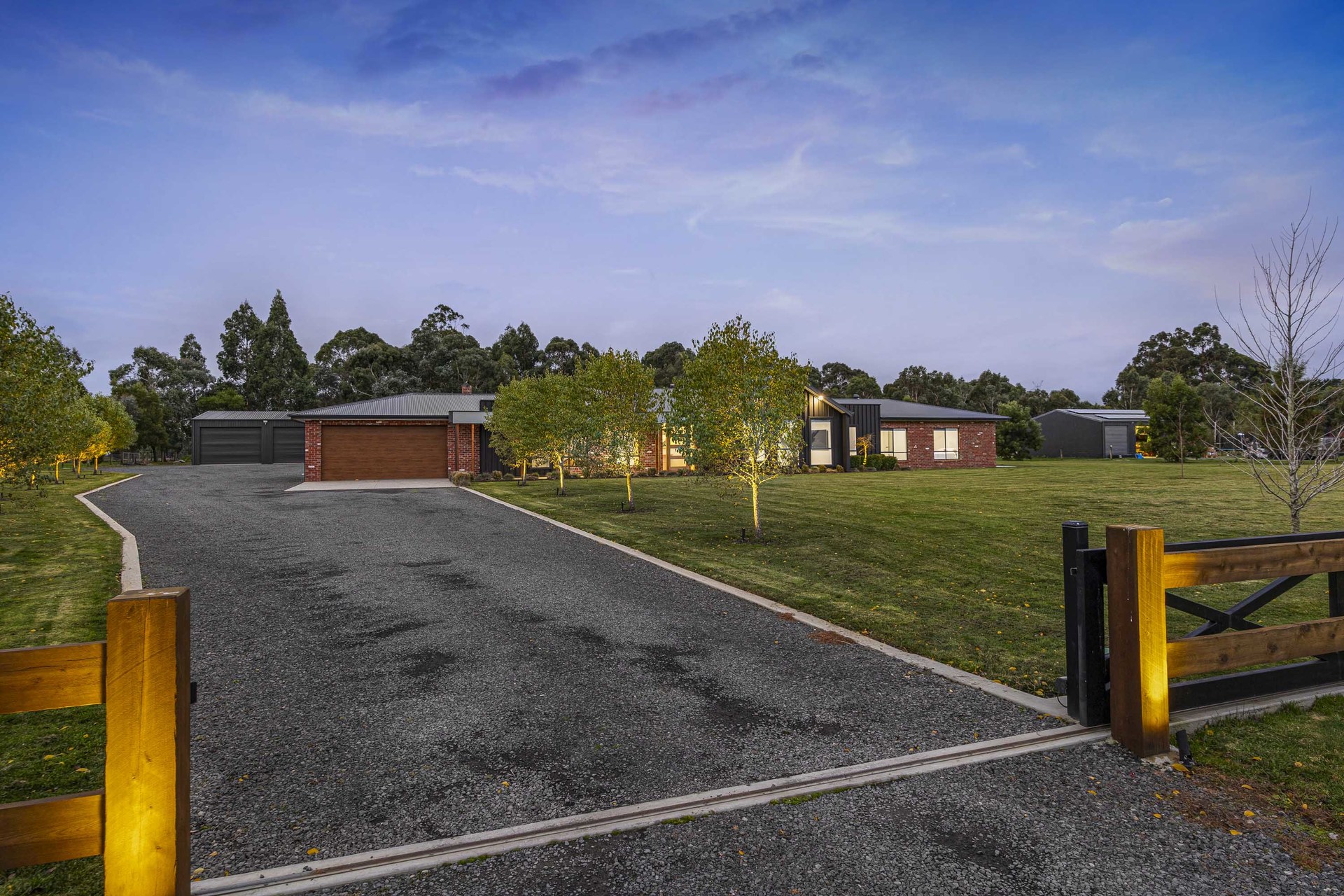 5-bedroom house at 5 WENDES PLACE, Warrenheip VIC 3352, Ballarat, Victoria