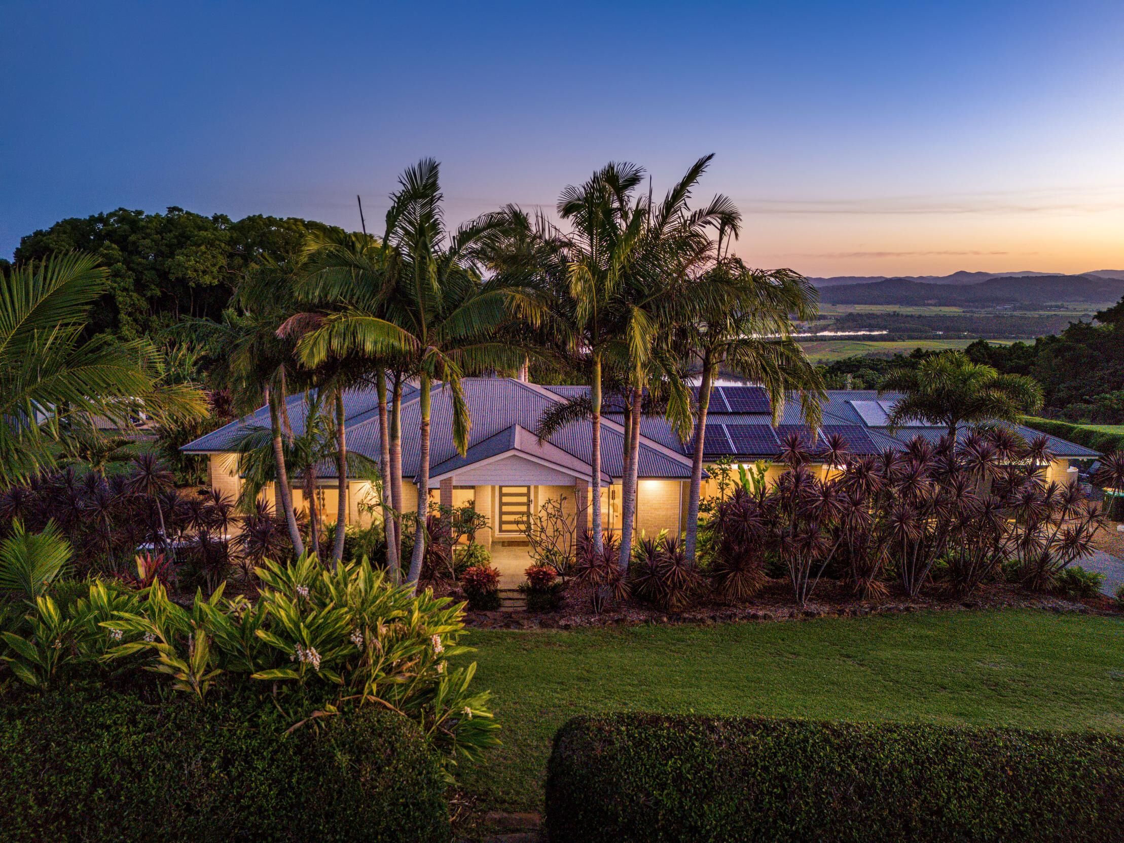 31 SUNNYCREST DRIVE, Terranora NSW 2486 - Image 4