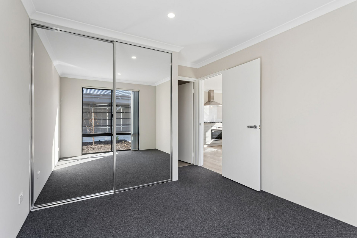 4-bedroom house at 40 Jewel Way, Banksia Grove, Wa, 6031, Wanneroo, Western Australia