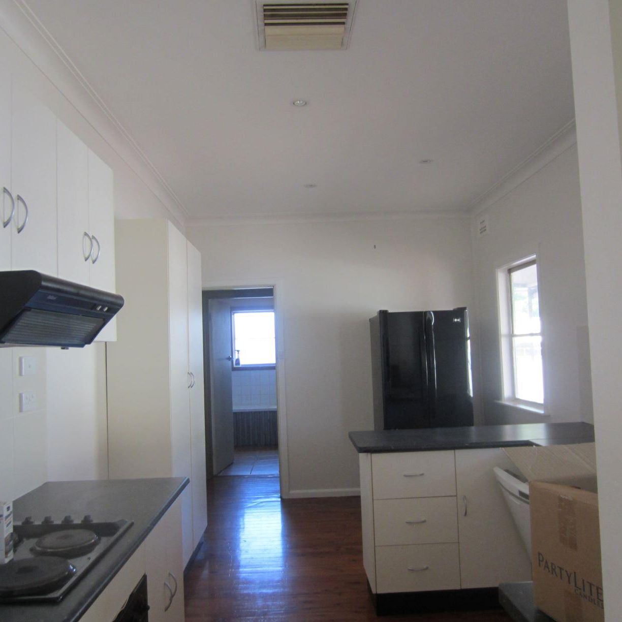 7 WOODIWISS AVENUE, Cobar NSW 2835 - Image 2
