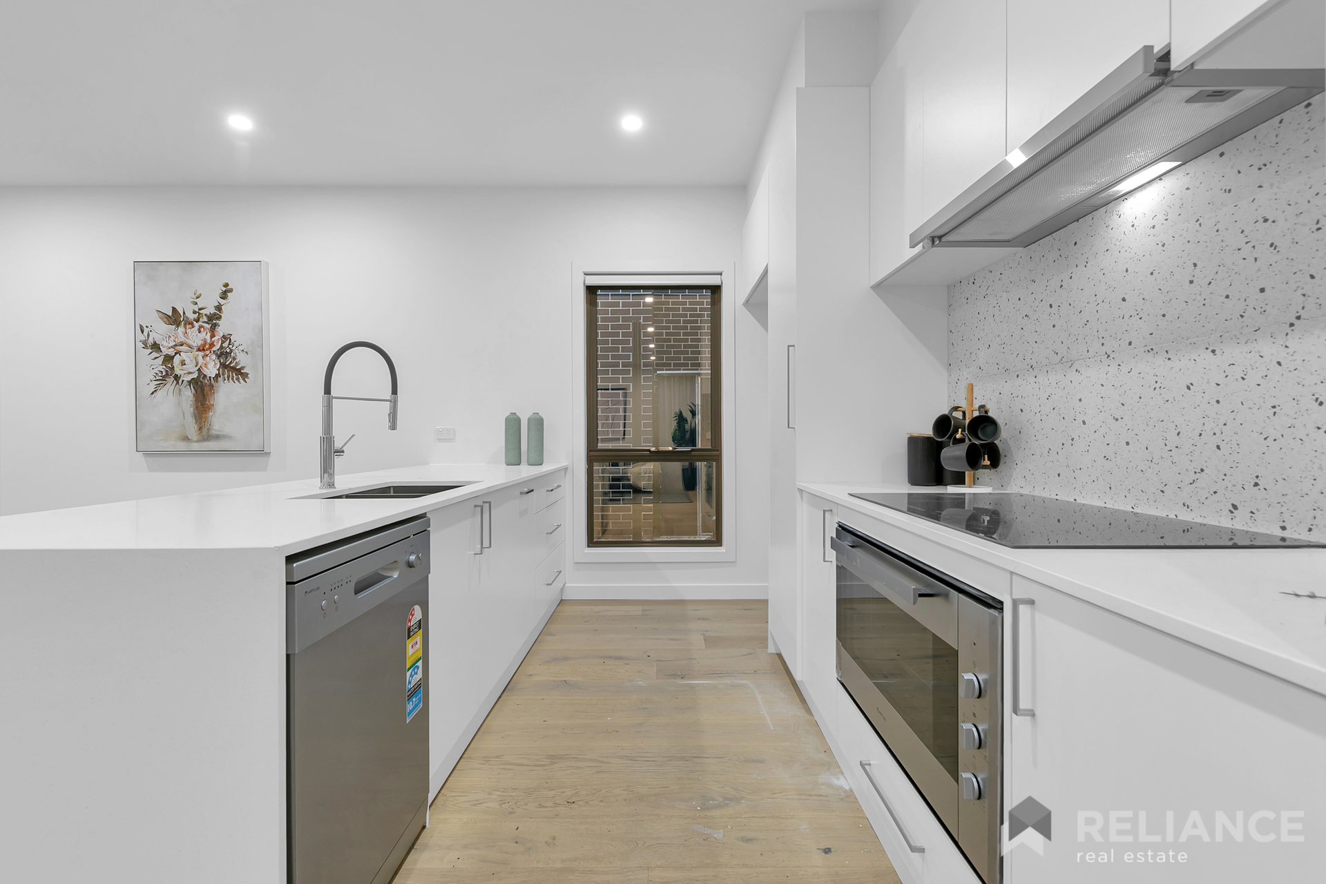 3,8,9,10,  Tarneit Road, Hoppers Crossing, Vic, 3029 - Image 9