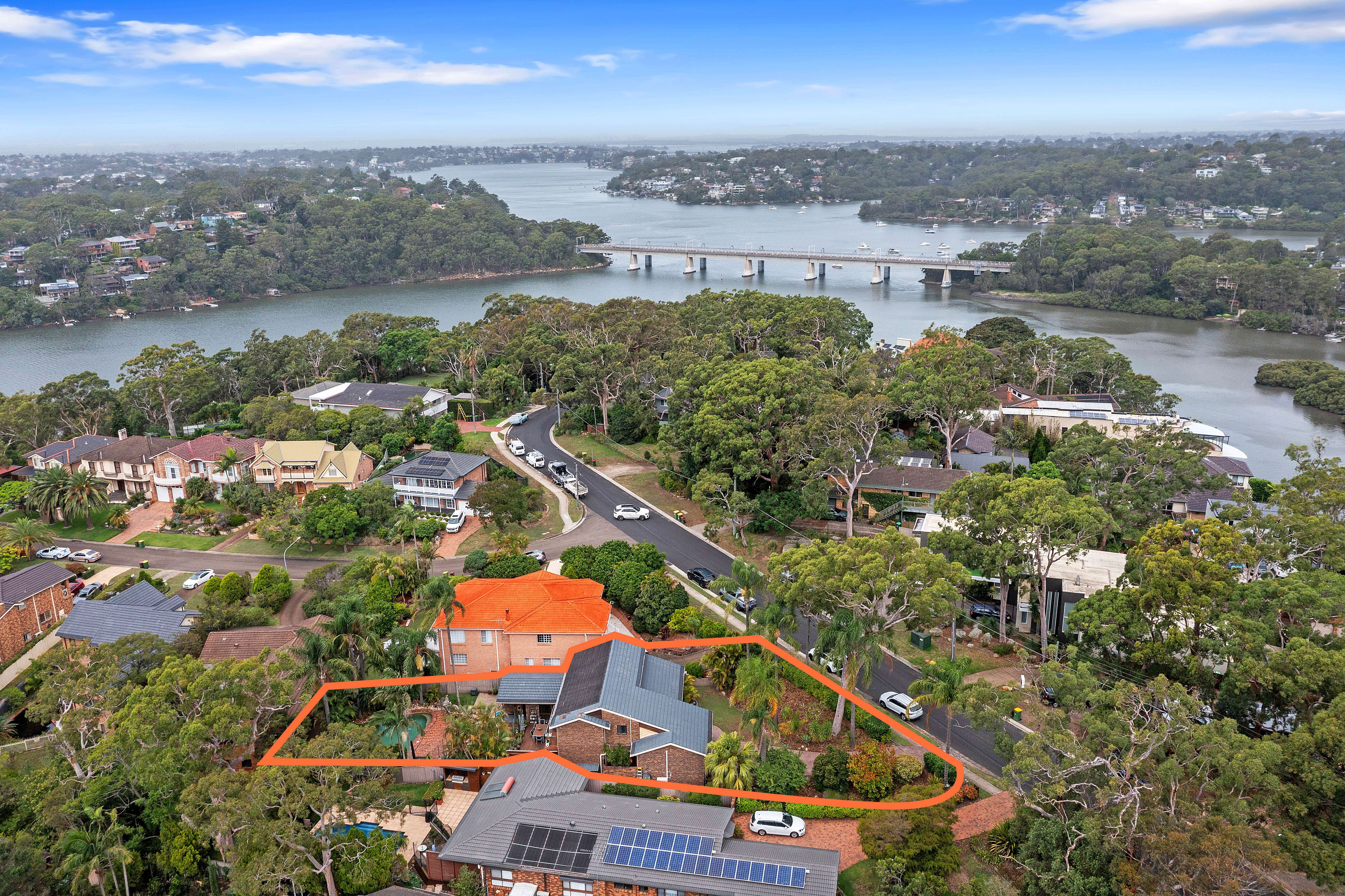 5-bedroom house at 47 BIGNELL STREET, Illawong NSW 2234, Sutherland, New South Wales