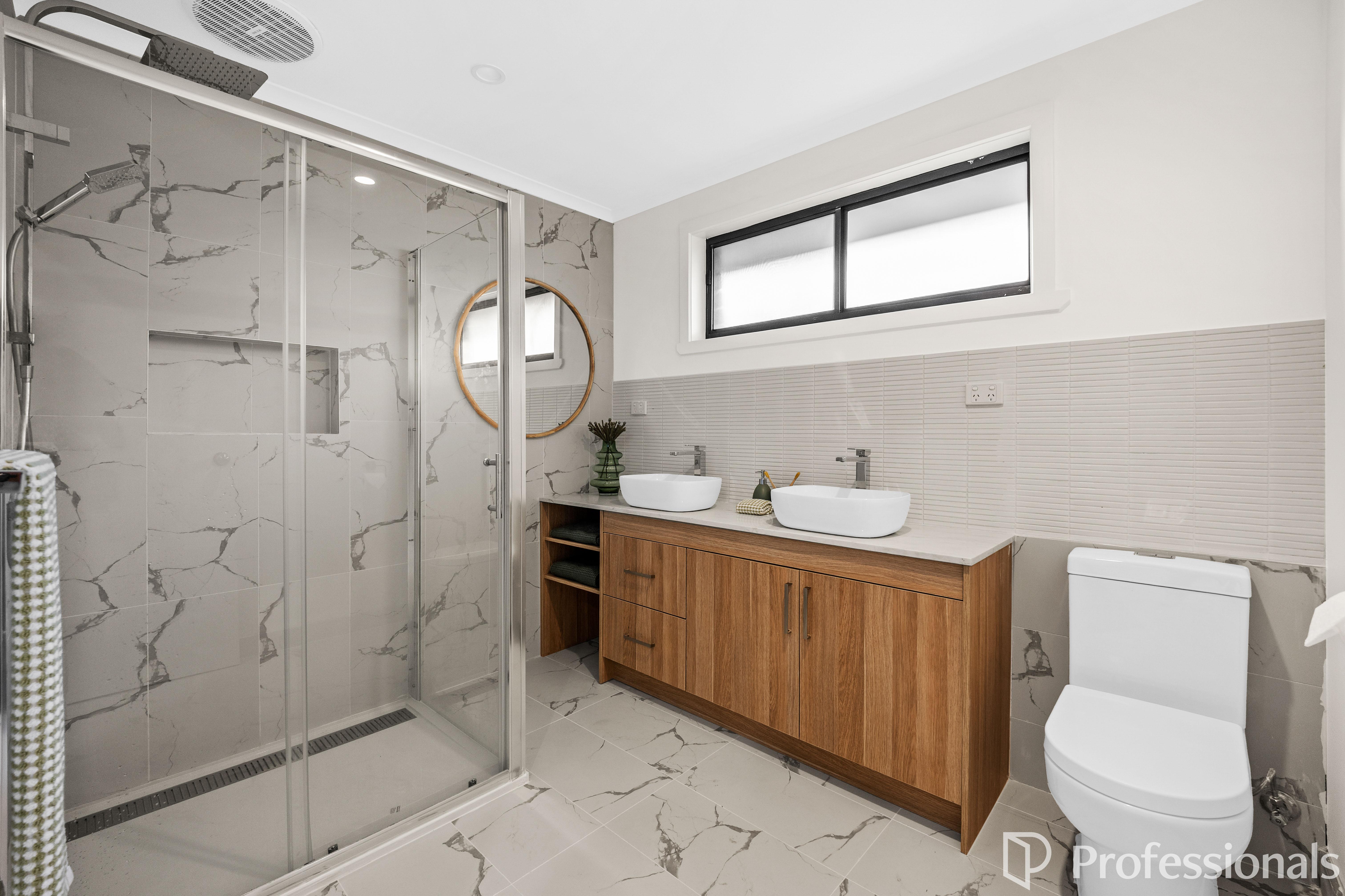 5-bedroom house at 5 Germain Court, Keilor Downs, VIC 3038, Brimbank, Victoria