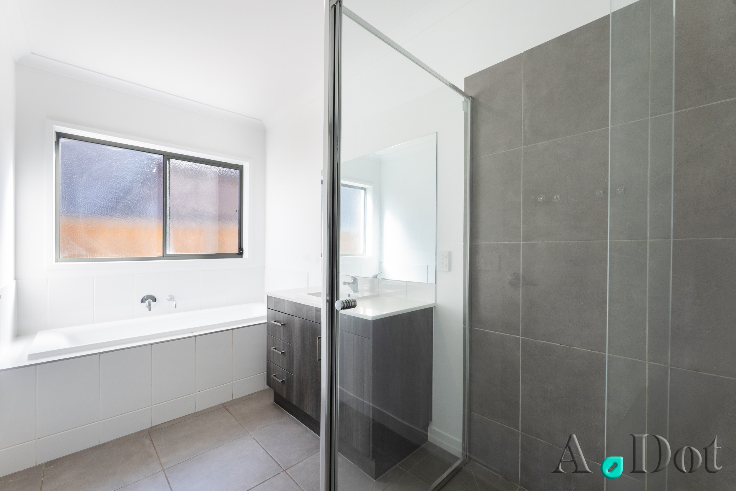 171 ELMSLIE DRIVE, Cranbourne East VIC 3977 - Image 9