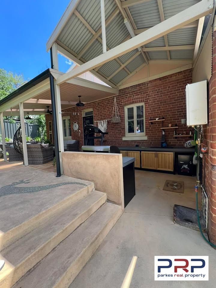 4-bedroom house at 17 Hill Street, Parkes, Nsw, 2870, Parkes, New South Wales