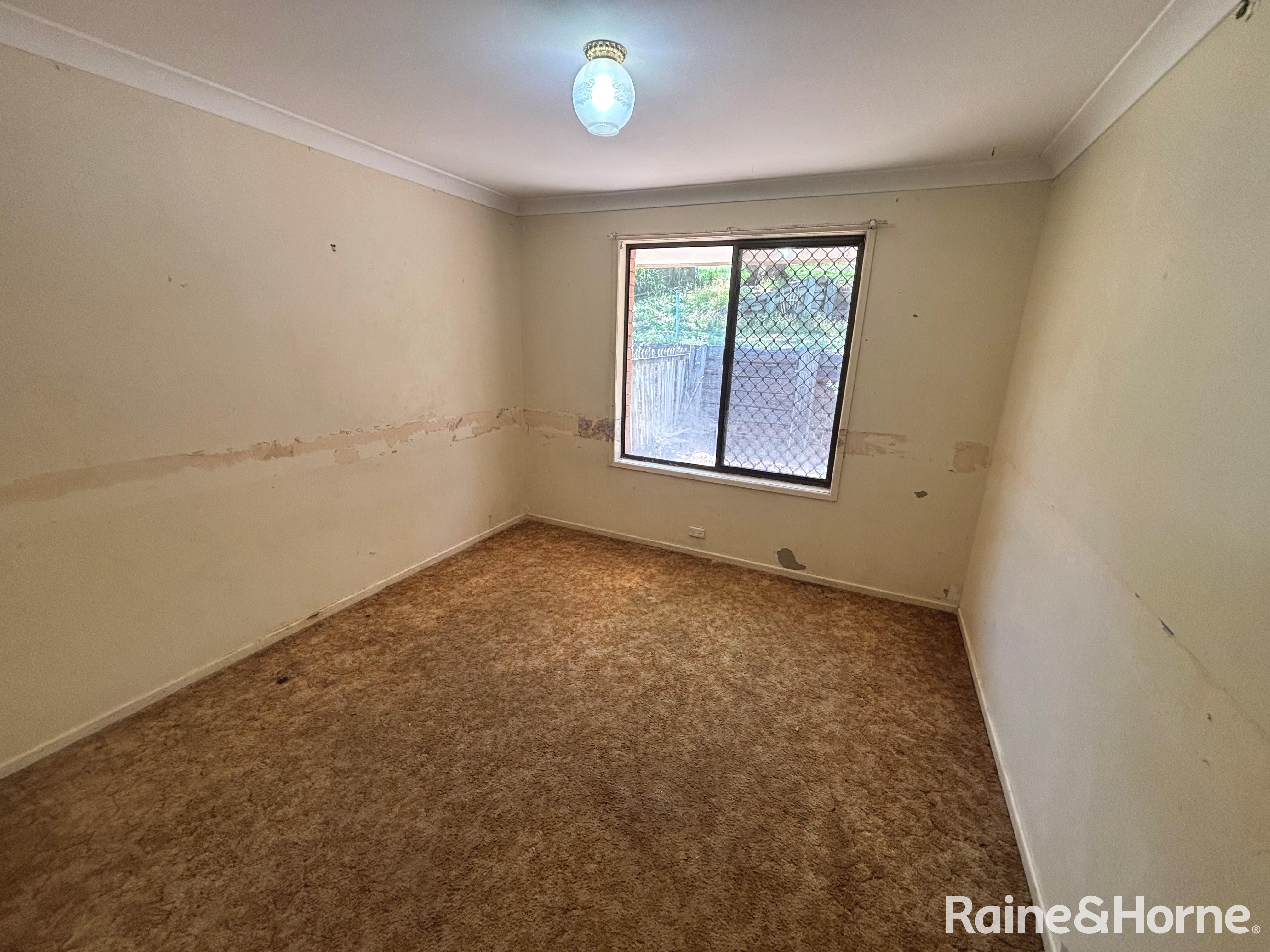 12 Hospital Terrace, Nanango, QLD 4615 - Image 2