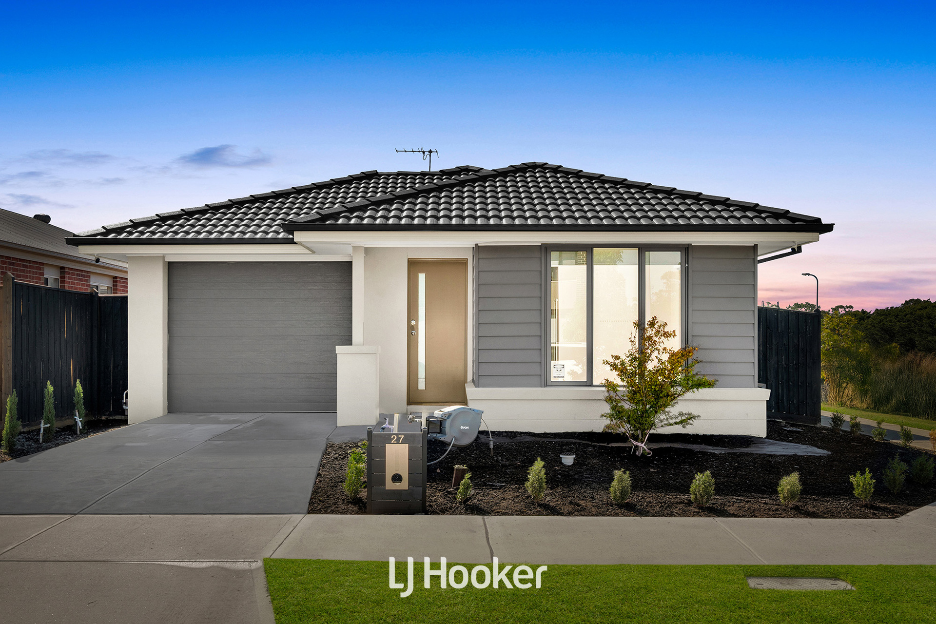 3-bedroom house at 27 Ironstone Street, Cranbourne East, VIC 3977, Casey, Victoria