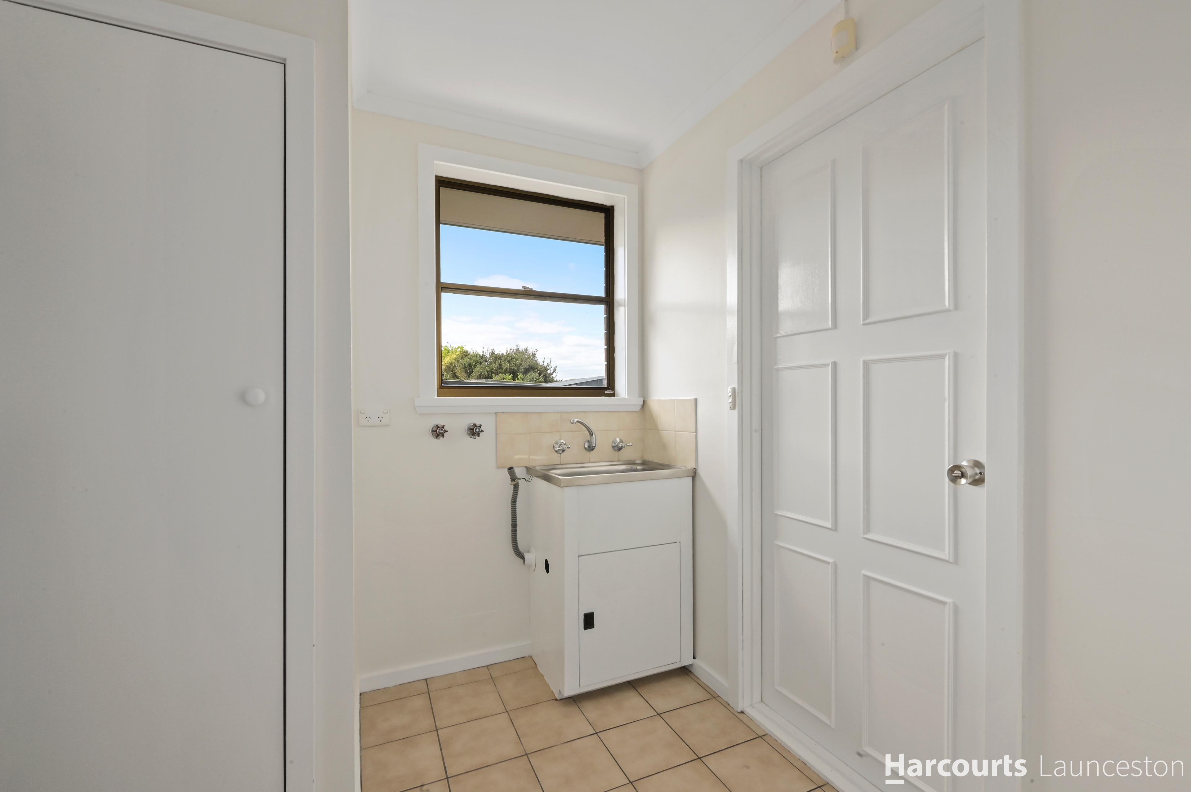 2-bedroom unit at 2/143 Peel Street West, Summerhill, TAS 7250, Launceston, Tasmania