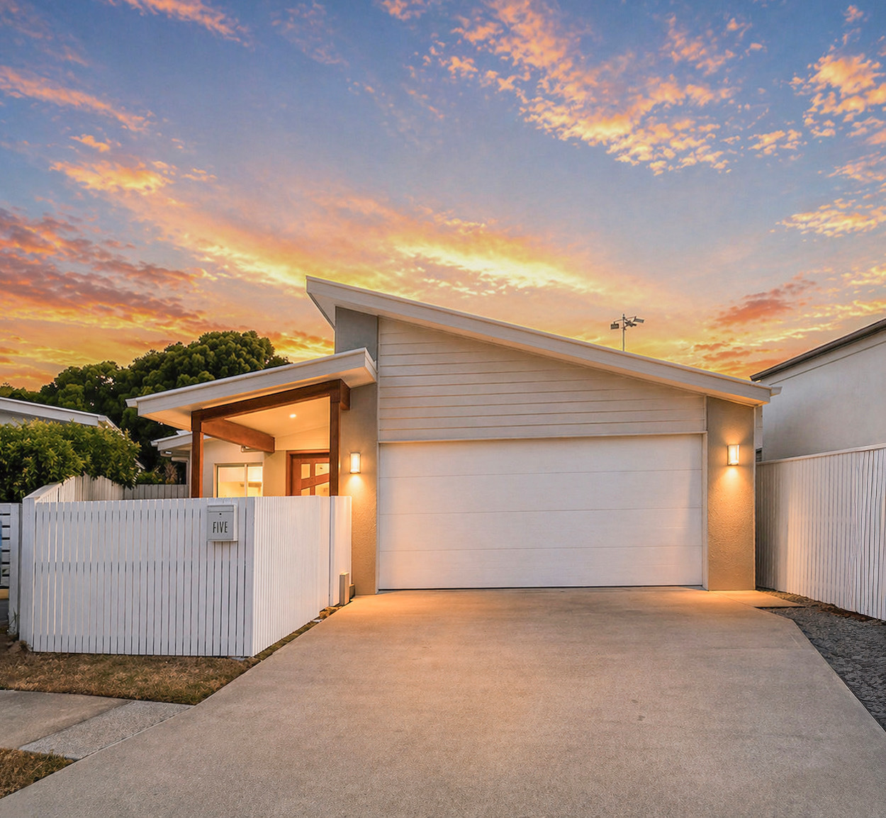 5 PAVILION COURT, Casuarina NSW 2487 - Image 1