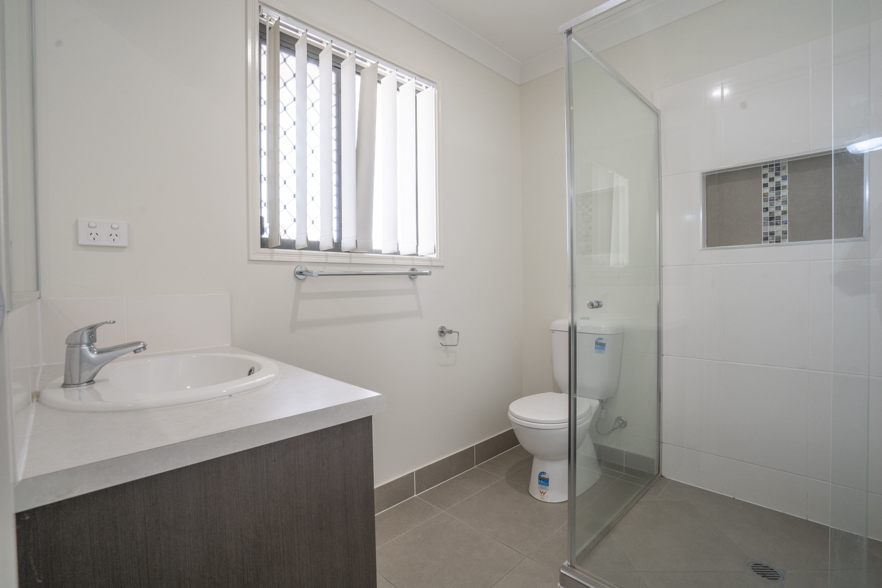 1 & 2/10 Kunde Street, Cornubia, Qld, 4130 - Image 6
