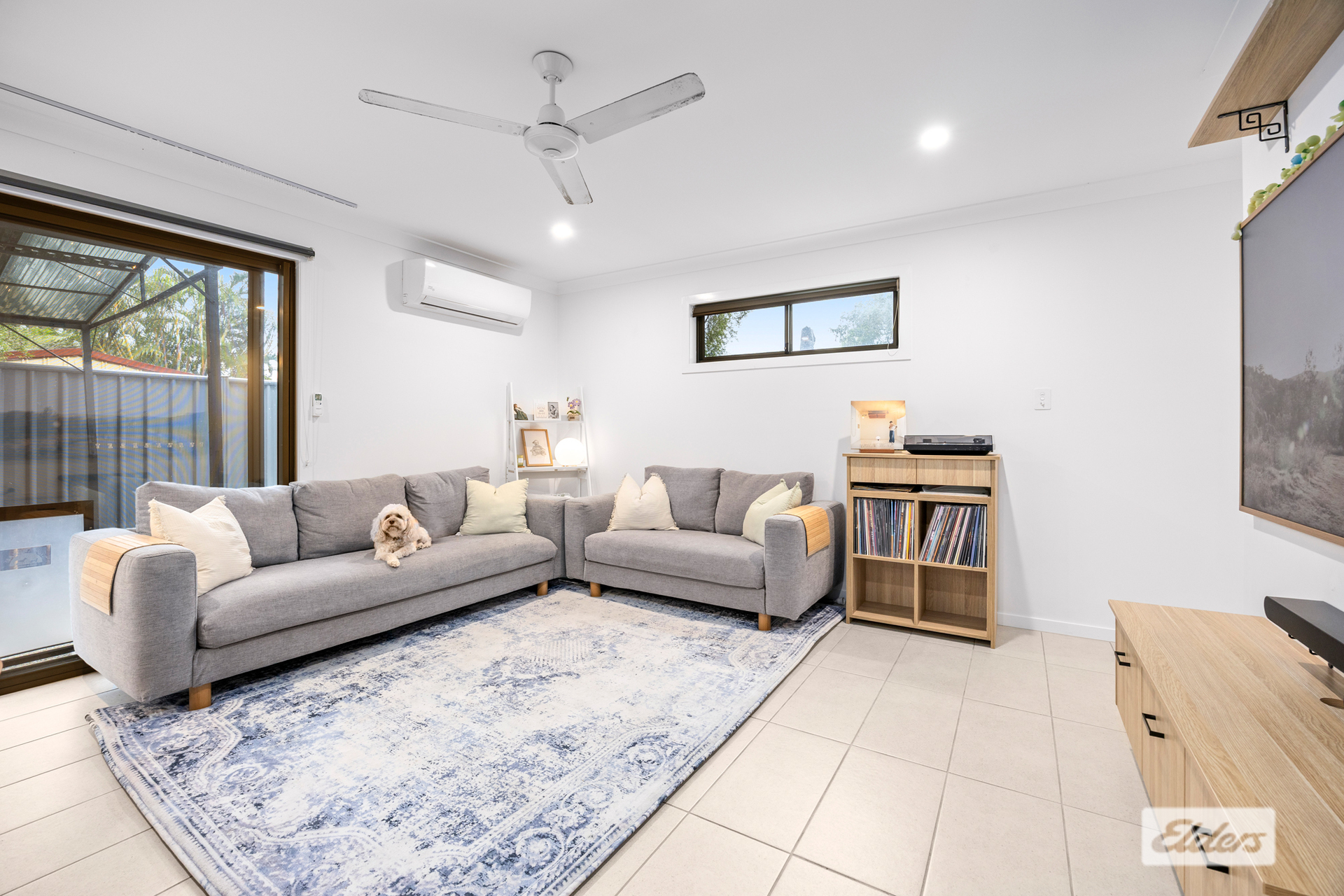 4-bedroom unit at UNIT 13 25-27 ARAFURA AVENUE, Loganholme QLD 4129, Logan, Queensland