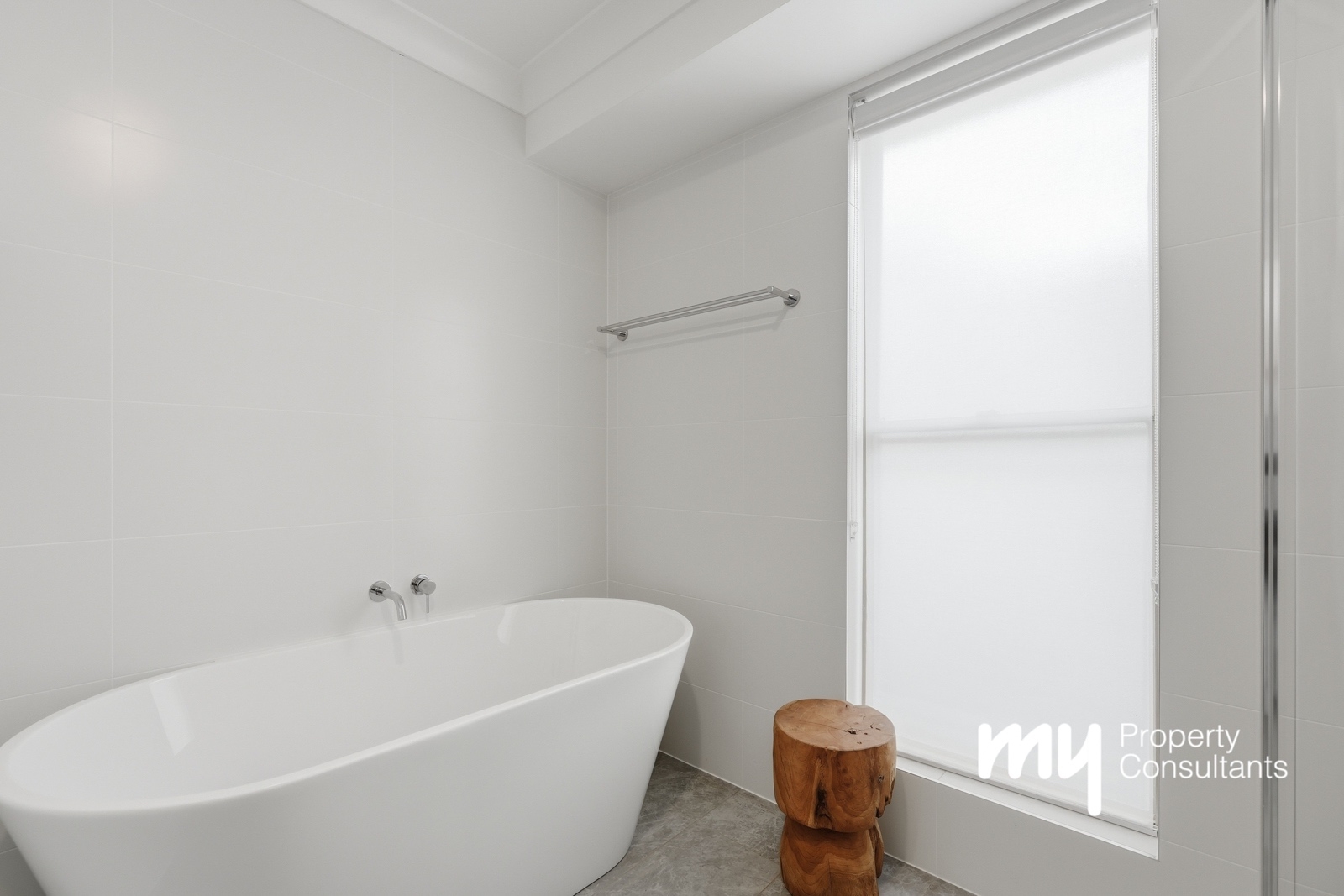 4-bedroom house at 8 HARDWICKE STREET, The Oaks NSW 2570, Wollondilly, New South Wales