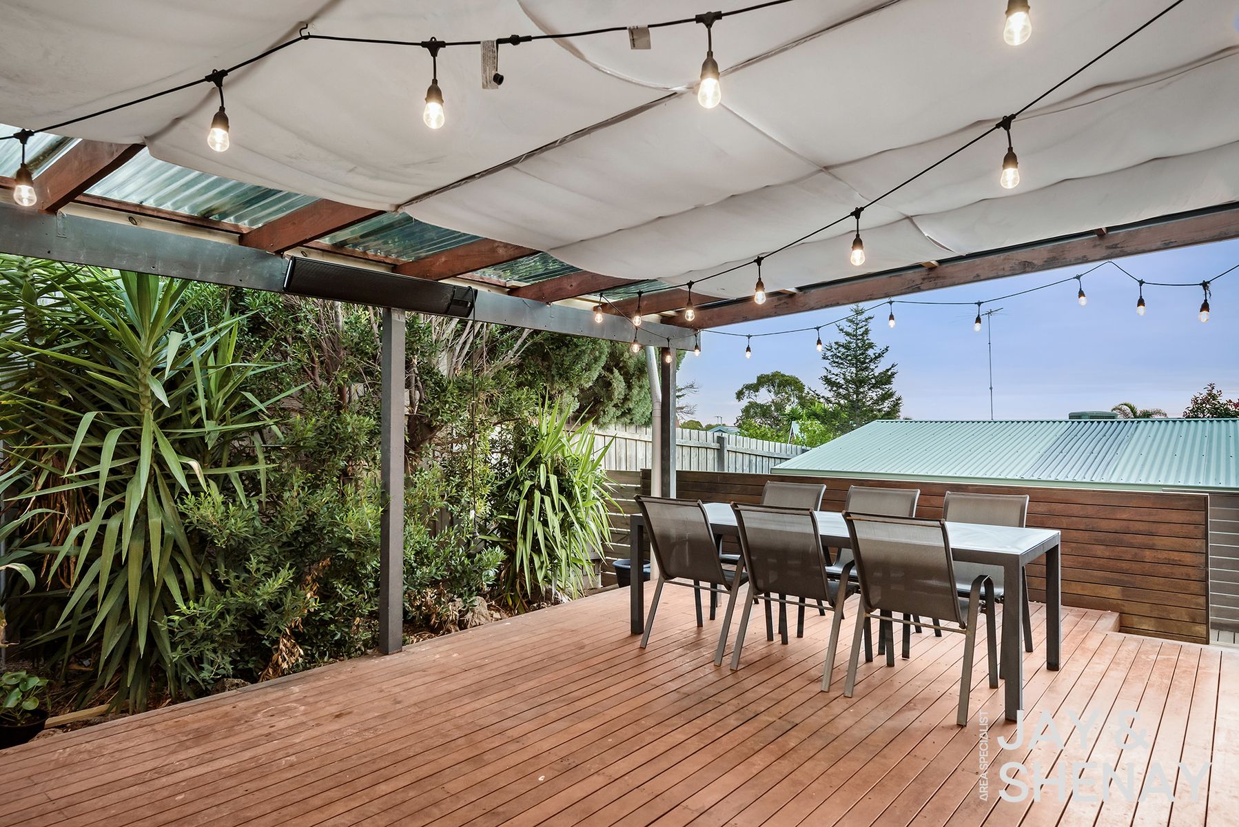 3-bedroom house at 130 GLENEAGLES DRIVE, Endeavour Hills VIC 3802, Casey, Victoria