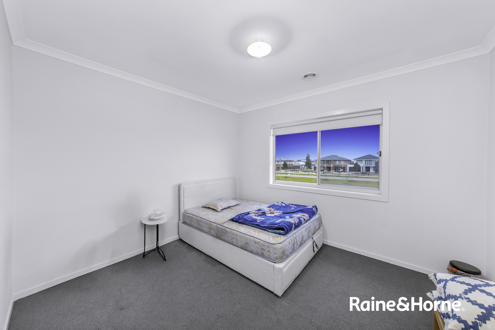 20 Dalhalla Circuit, Clyde North, VIC 3978 - Image 2