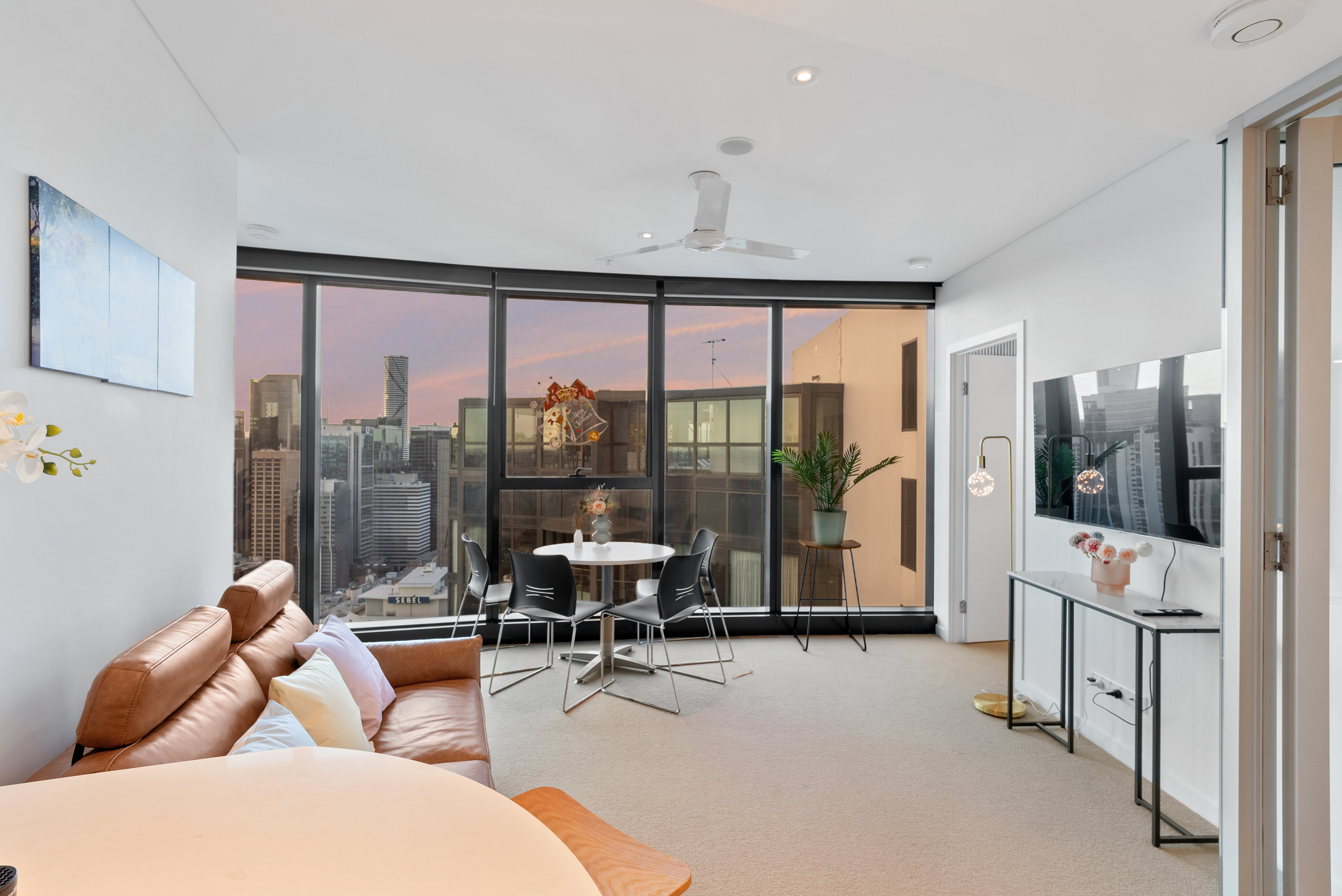 3-bedroom unit at APARTMENT 4305 222 MARGARET STREET, BRISBANE CITY QLD 4000, Brisbane, Queensland