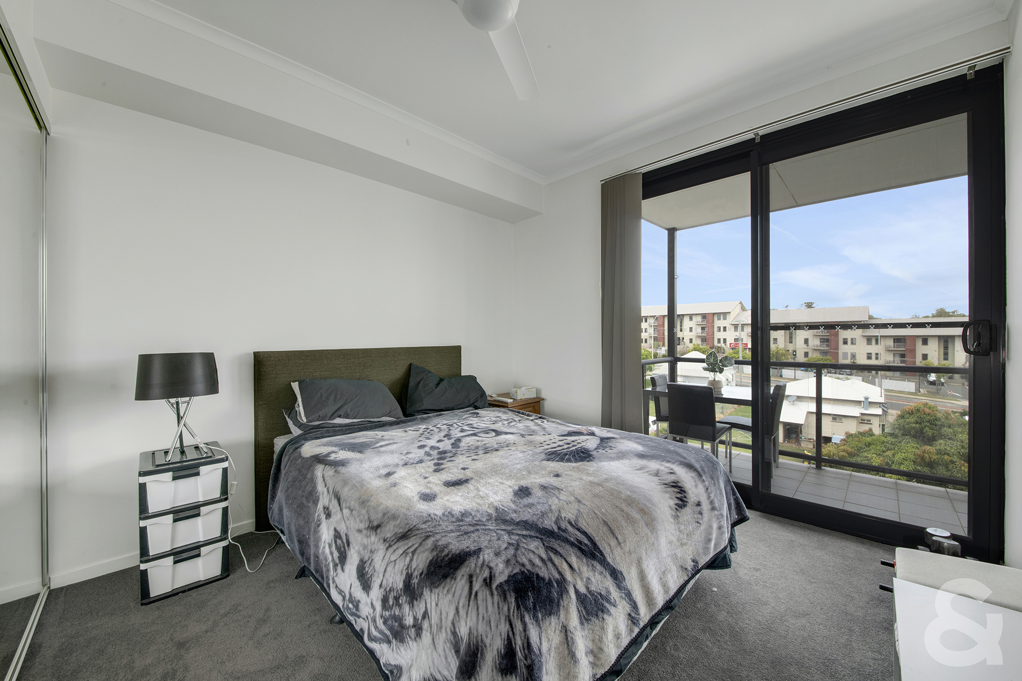 UNIT 245 75 CENTRAL LANE, Gladstone Central QLD 4680 - Image 4