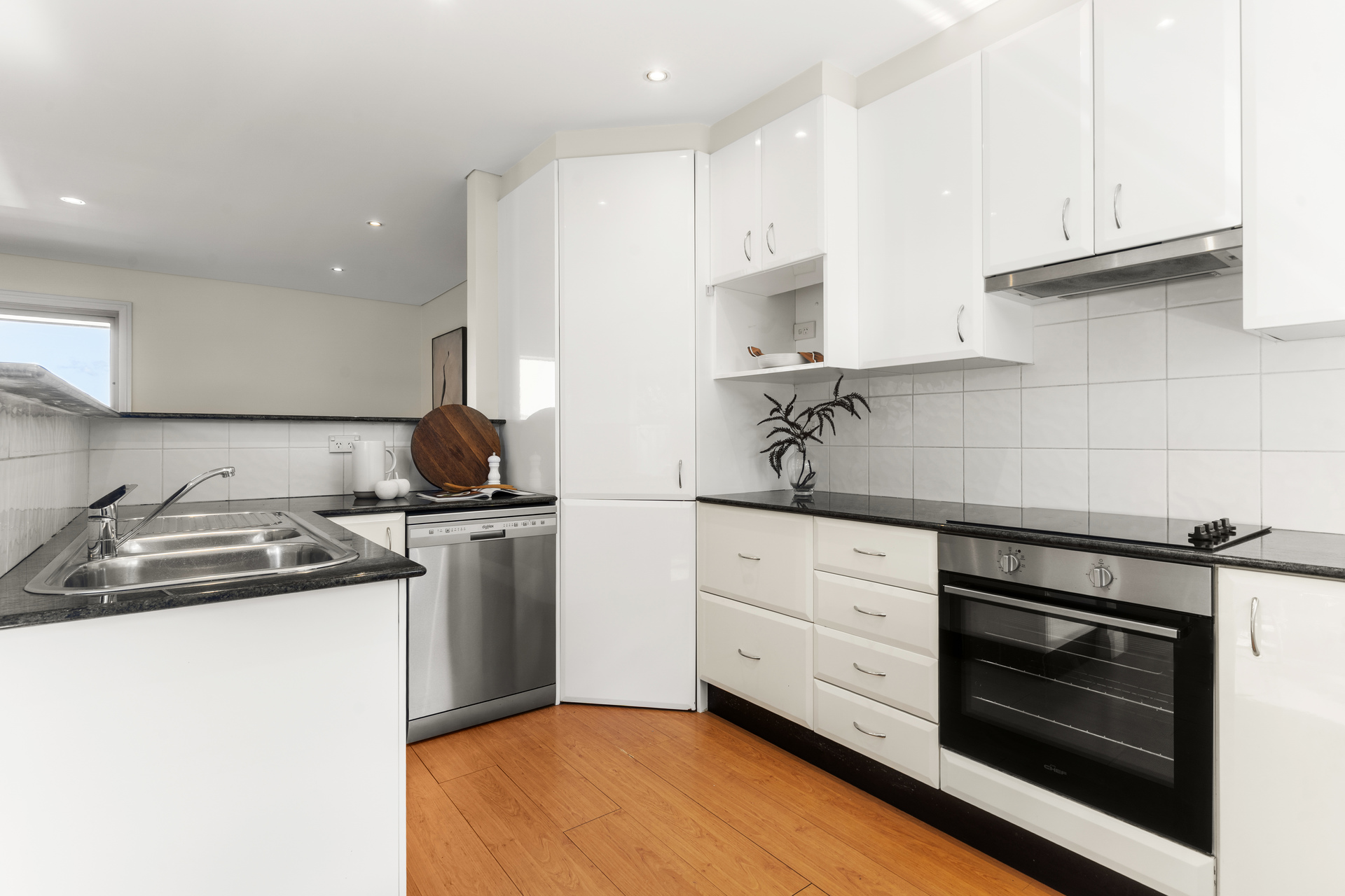 3-bedroom unit at UNIT 4 7 MATSON CRESCENT, Miranda NSW 2228, Sutherland, New South Wales