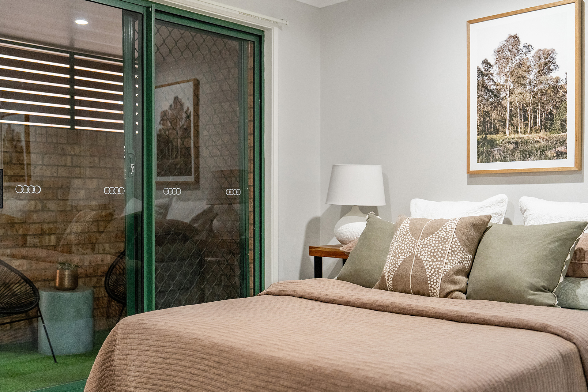 1-bedroom unit at ROYSTONVALE 68 10 EYRE STREET, GRIFFITH ACT 2603, Unincorporated Act, Australian Capital Territory