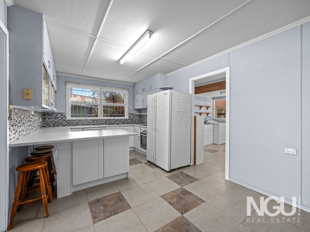 76 ROBERTSON ROAD, Eastern Heights QLD 4305 - Image 3