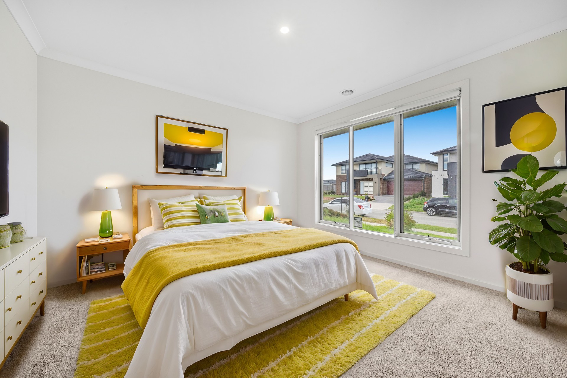 18 JAYLIE STREET, Clyde North VIC 3978 - Image 5