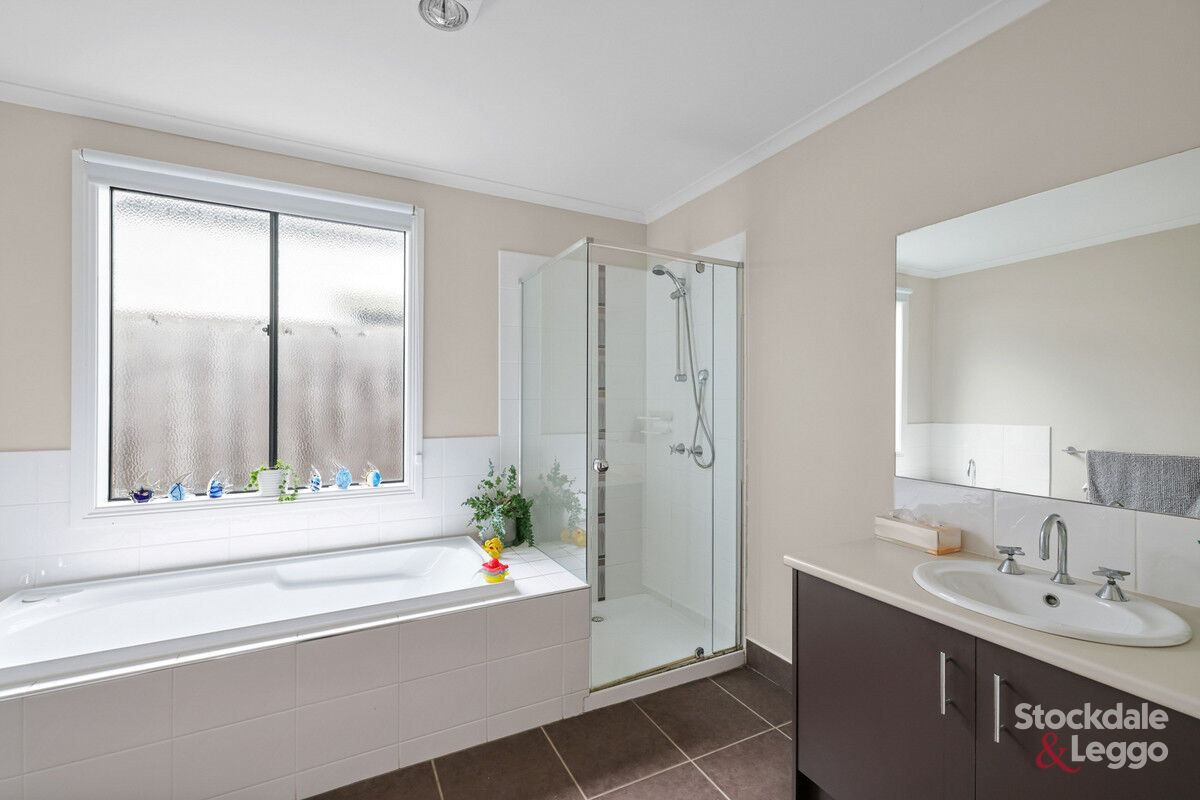 125 Mckenzie Road, Cowes, VIC 3922 - Image 5