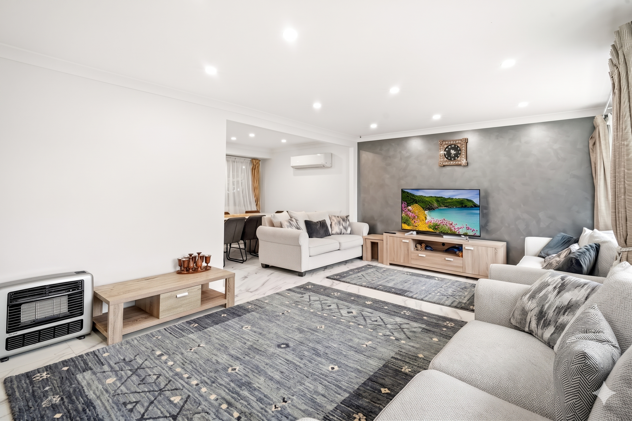 5-bedroom house at 6 Evenstar Place, St Clair, NSW 2759, Penrith, New South Wales