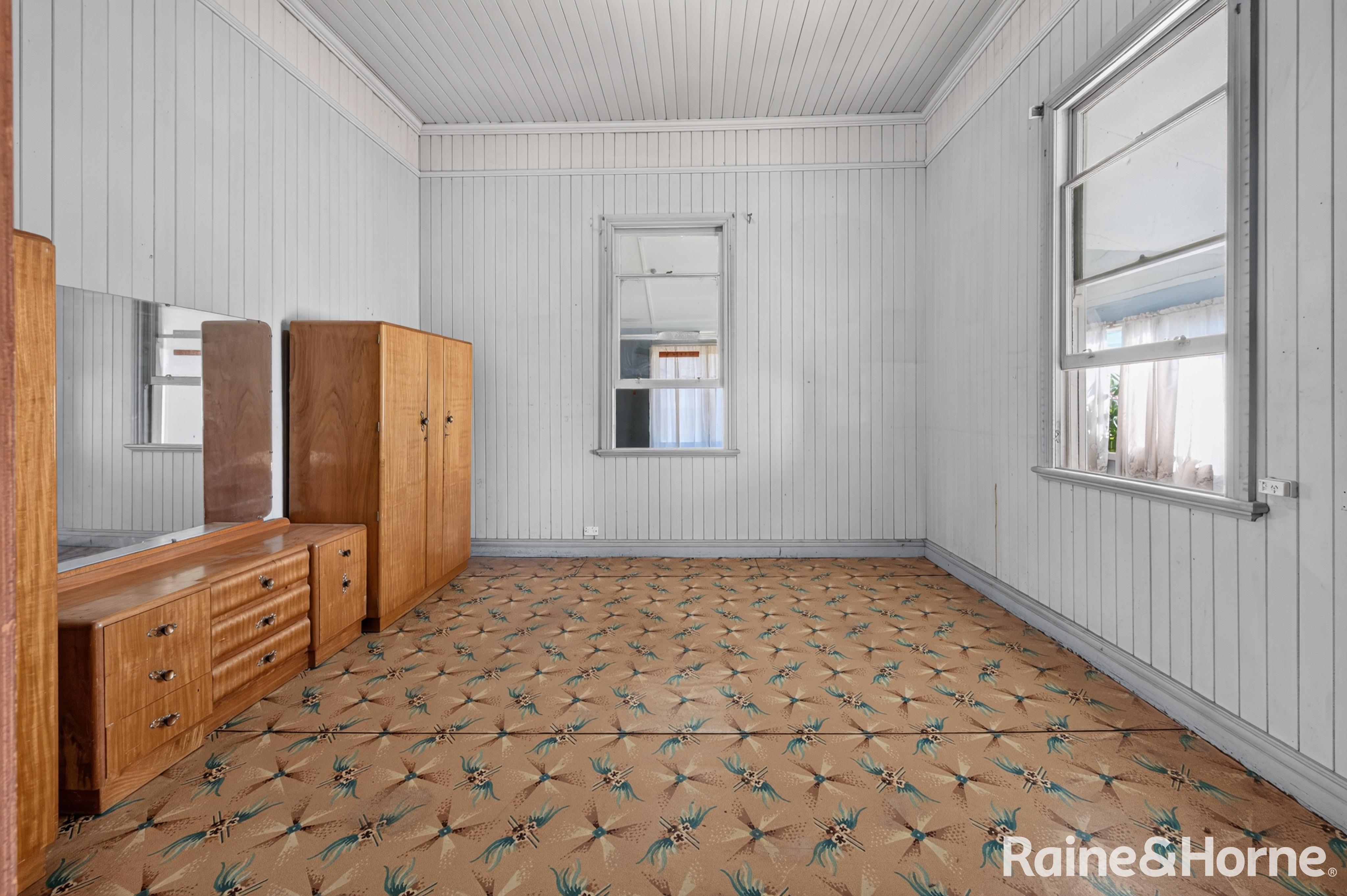 4-bedroom house at 64 Wood Street, Warwick, QLD 4370, Southern Downs, Queensland