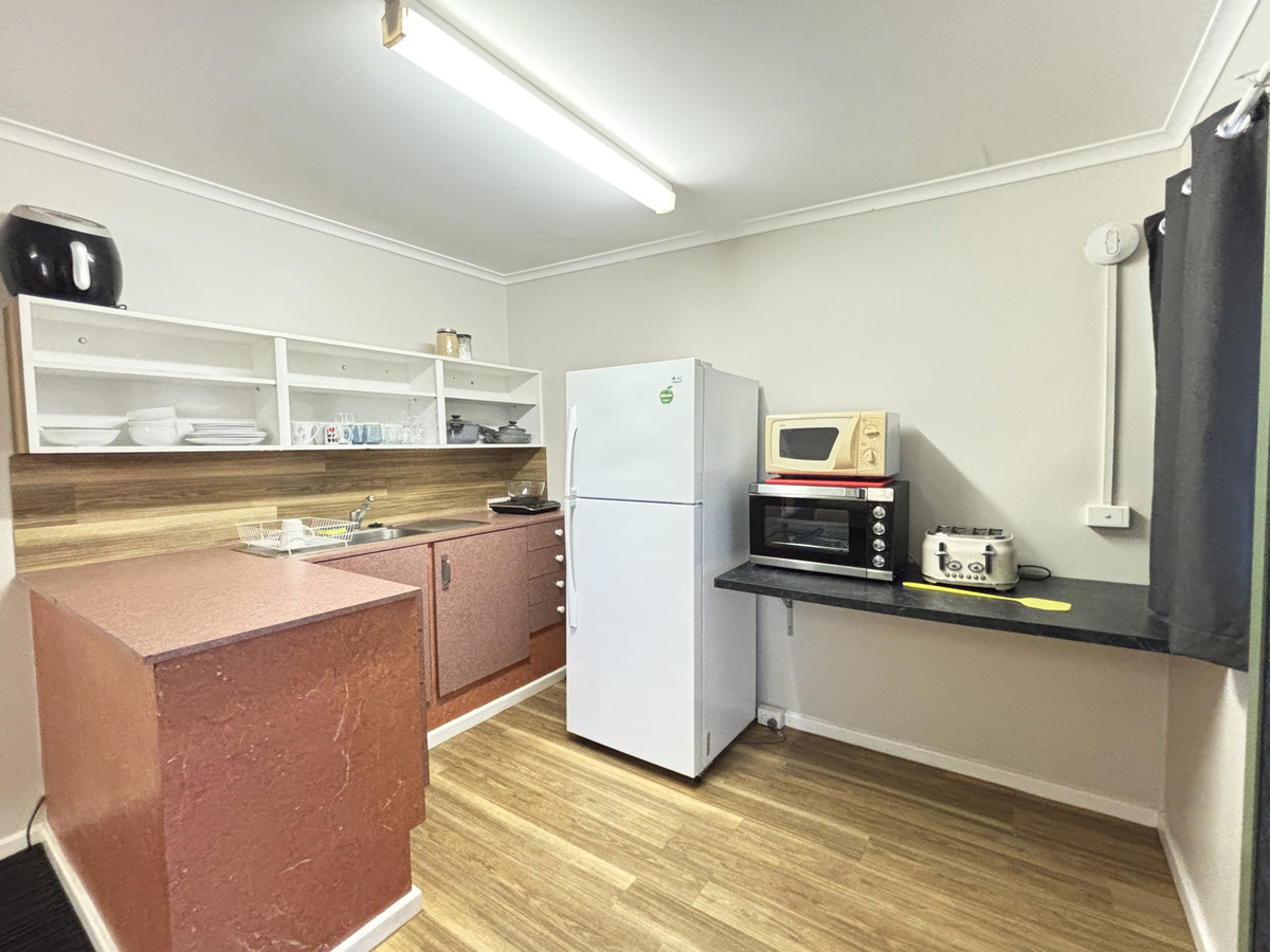 27 HARDING WAY, Bulgarra WA 6714 - Image 6