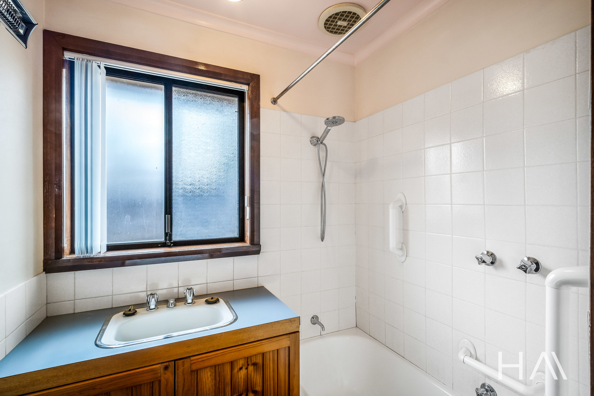 2/75 Franmaree Road, Newnham, TAS 7248 - Image 5