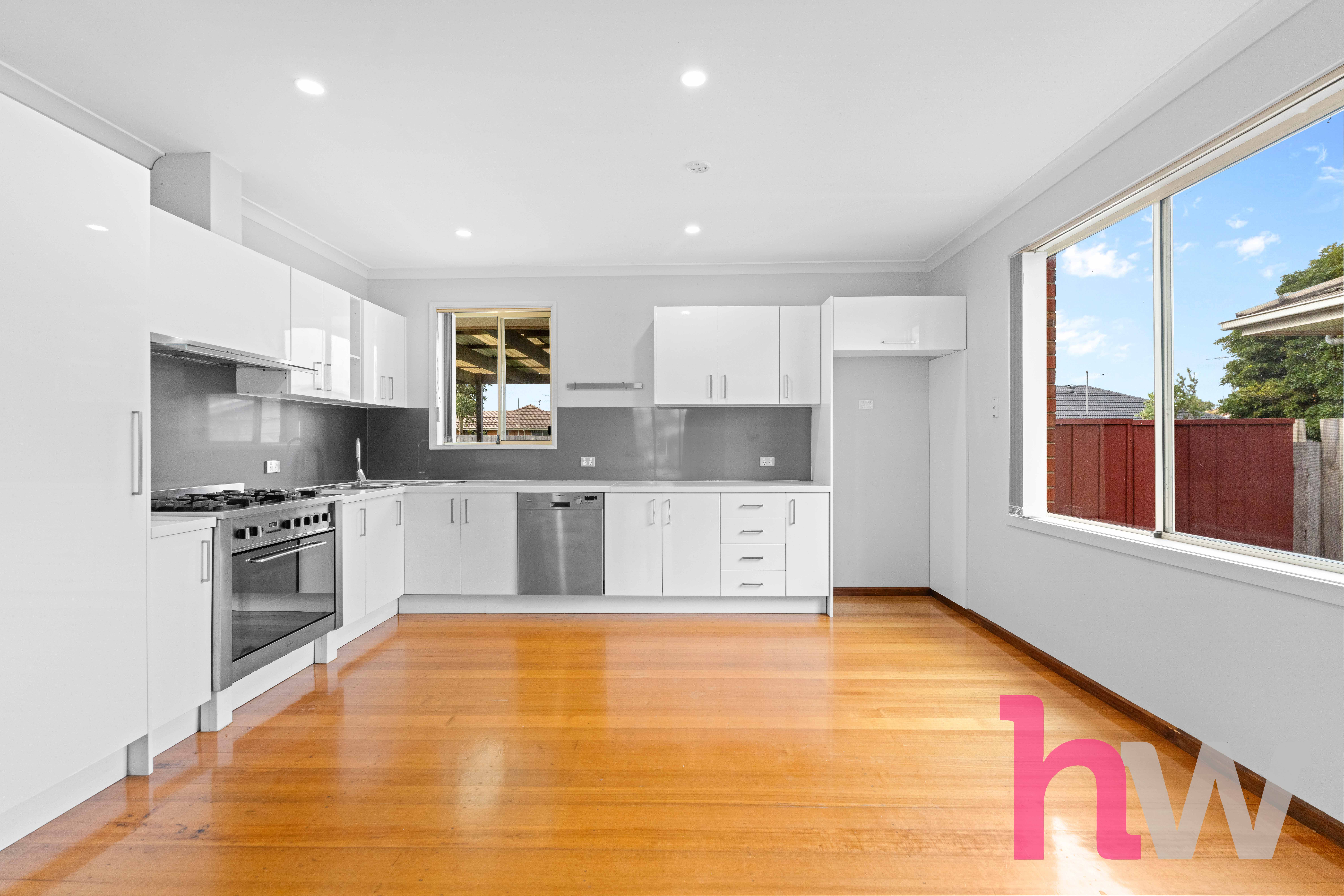 11 Saturn Street, Newcomb, VIC 3219 - Image 3