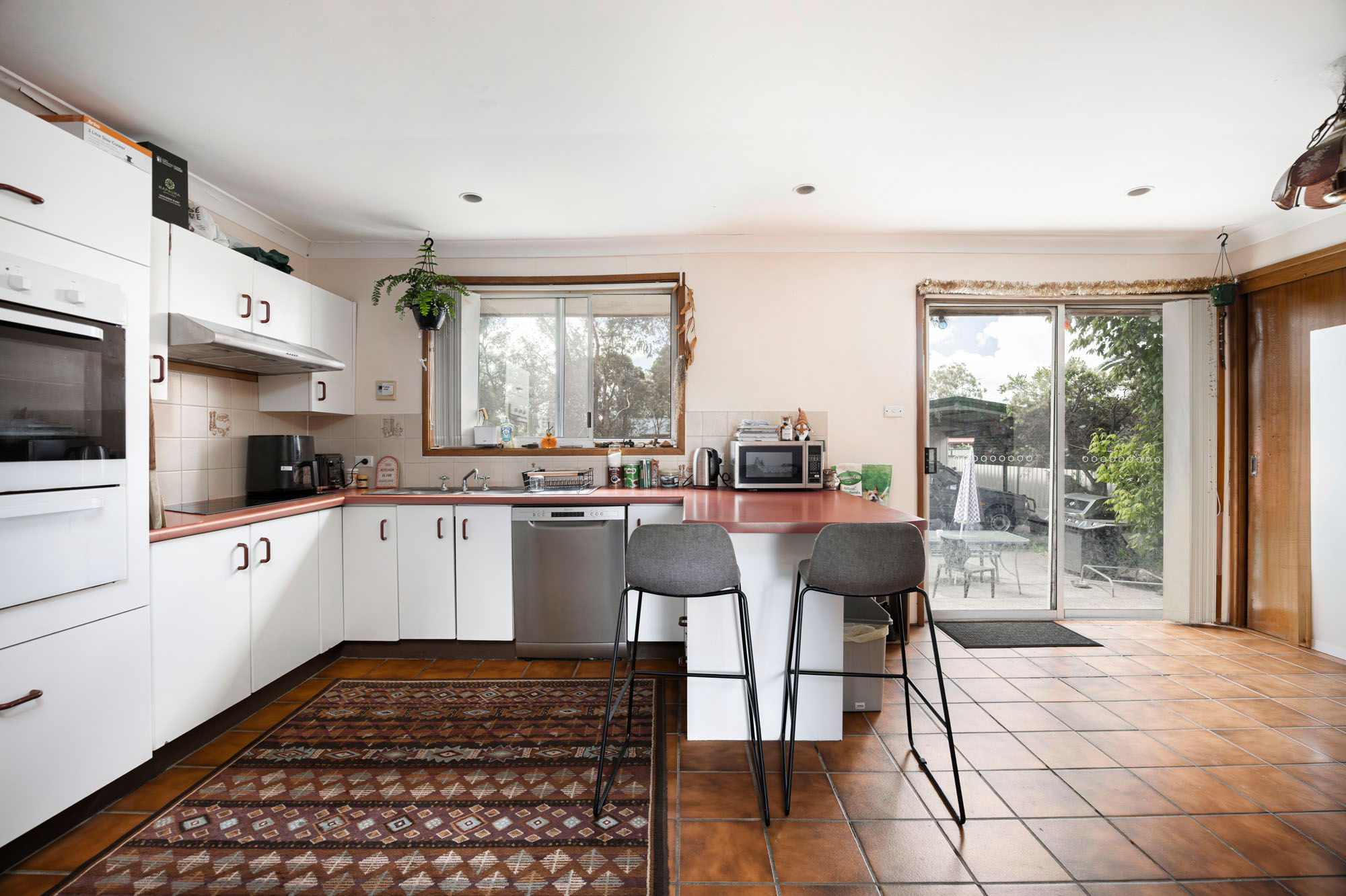 17 Thirlmere Way, Tahmoor, NSW 2573 - Image 3